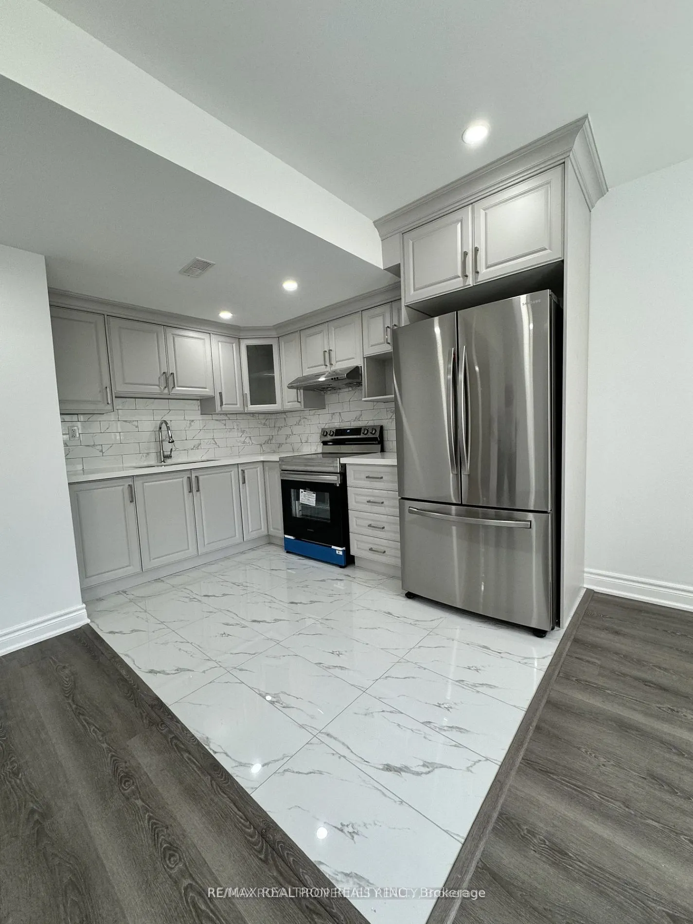 105 Auckland Drive, #Bsmt