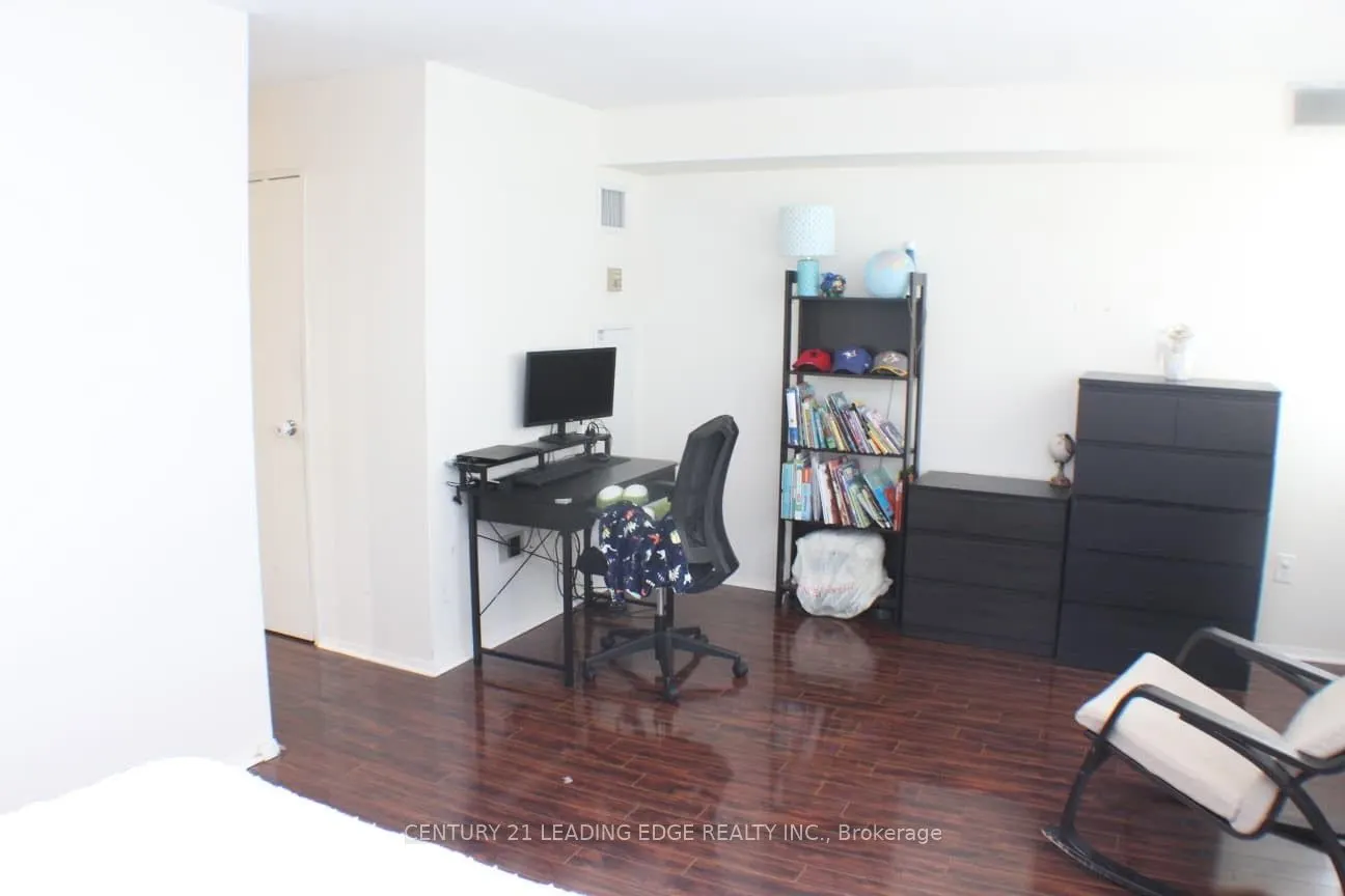 45 Huntingdale Boulevard, #1703