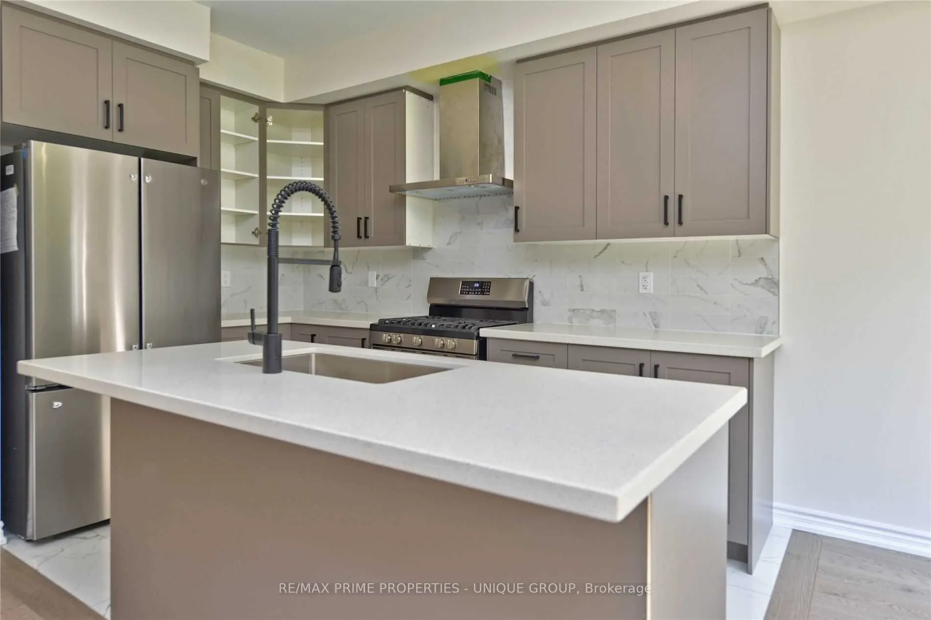 25 Swordfish Drive