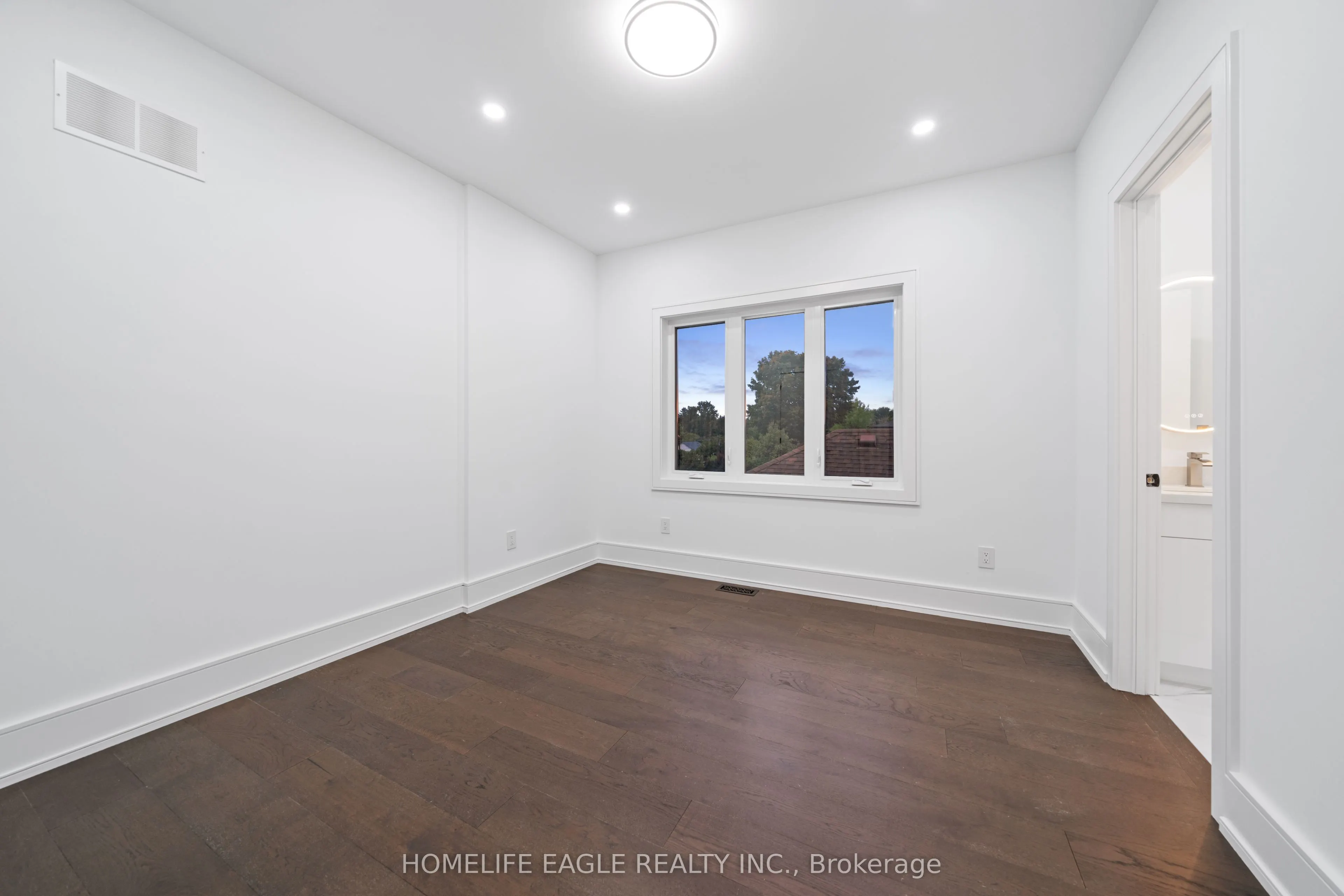 11 Glen Muir Drive