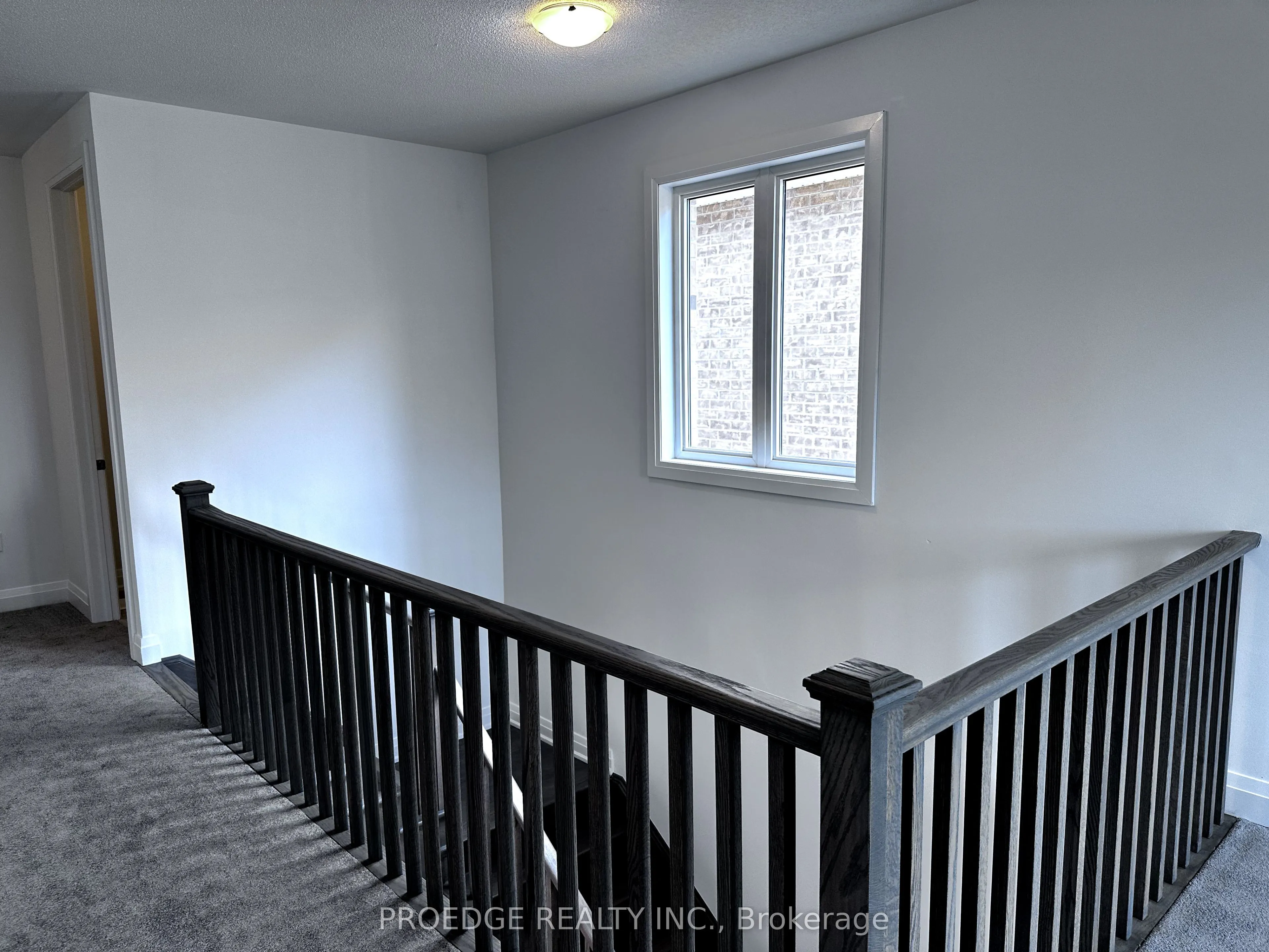 1416 Mockingbird Square