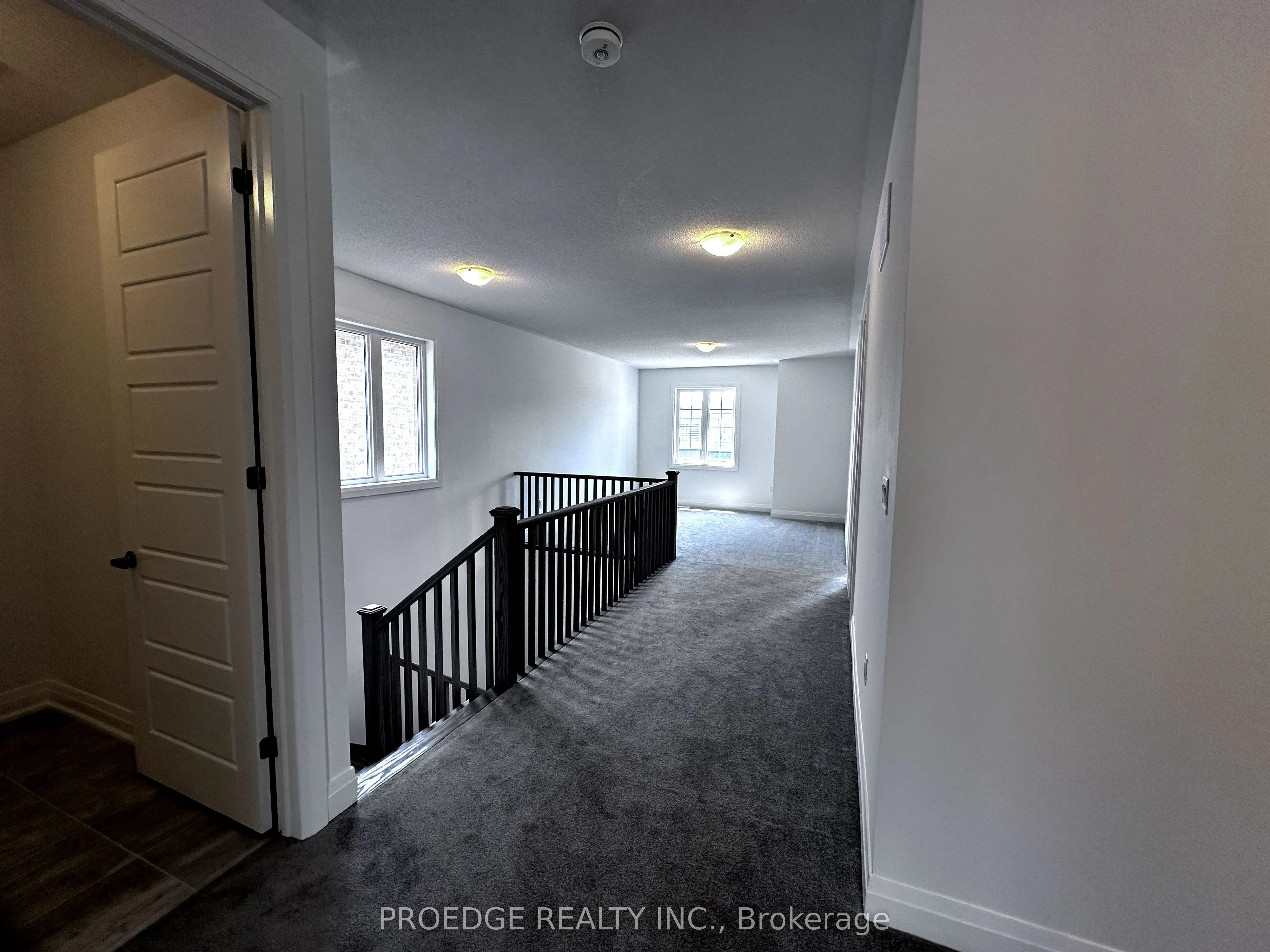 1416 Mockingbird Square