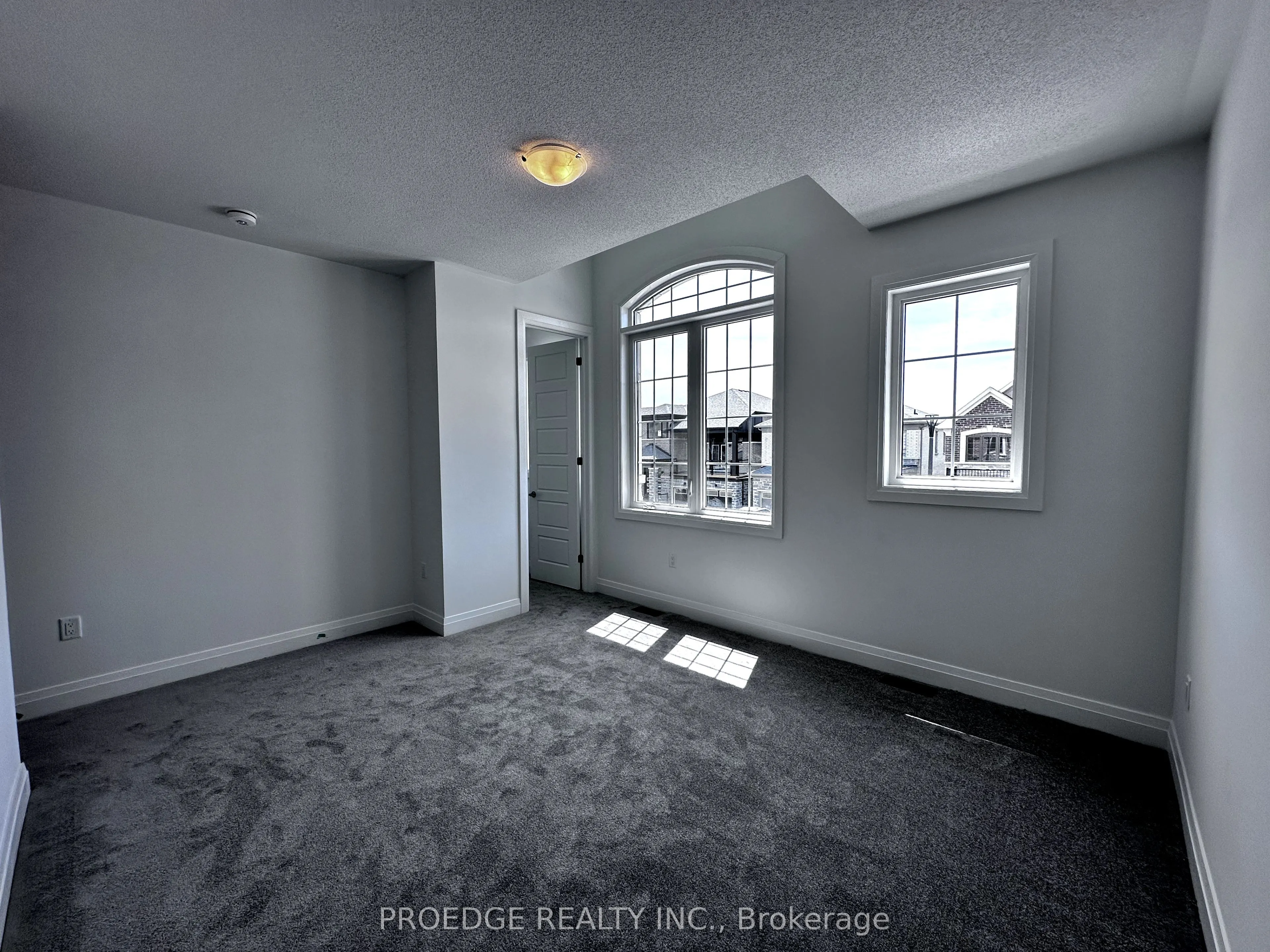 1416 Mockingbird Square