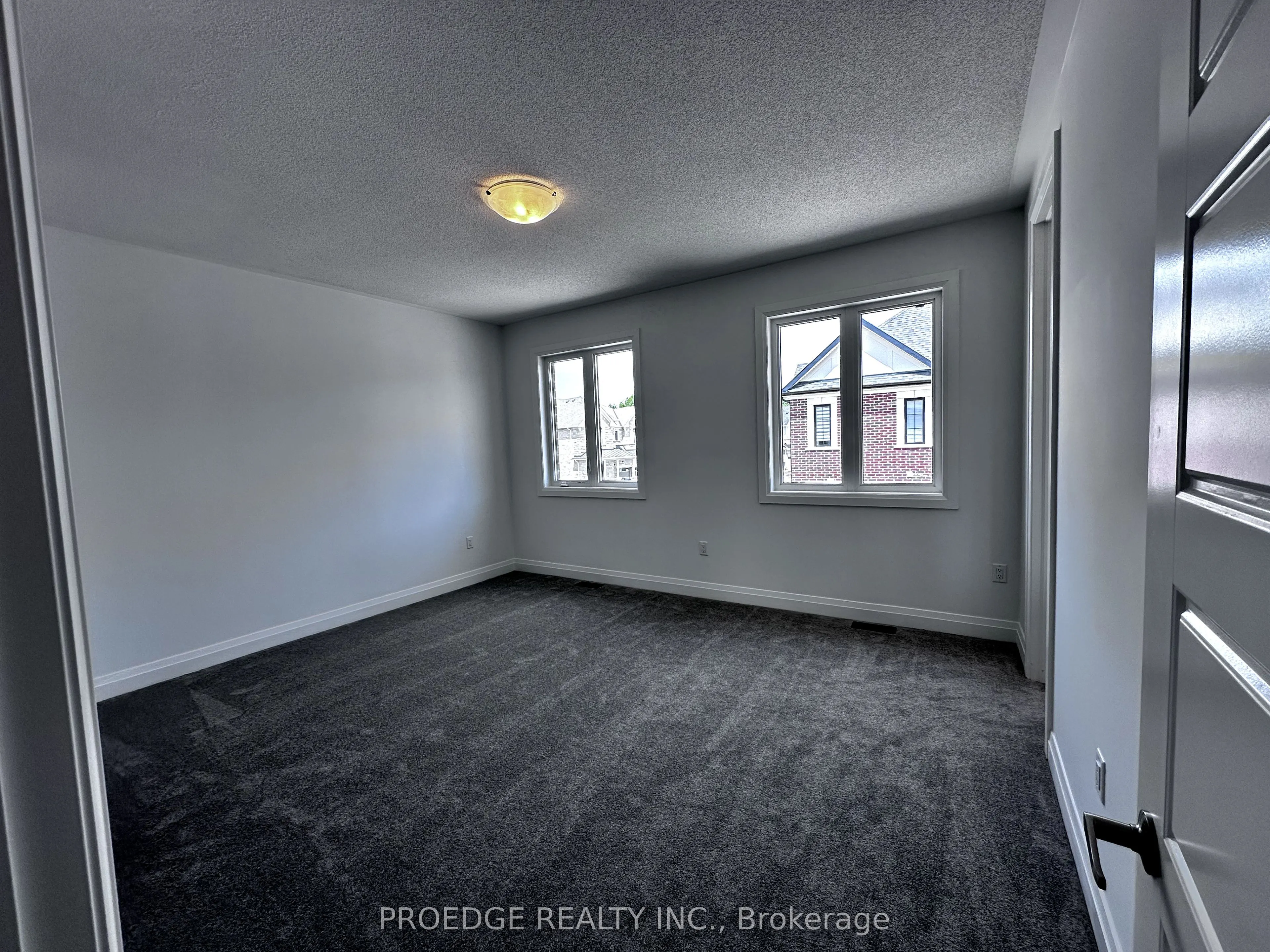 1416 Mockingbird Square