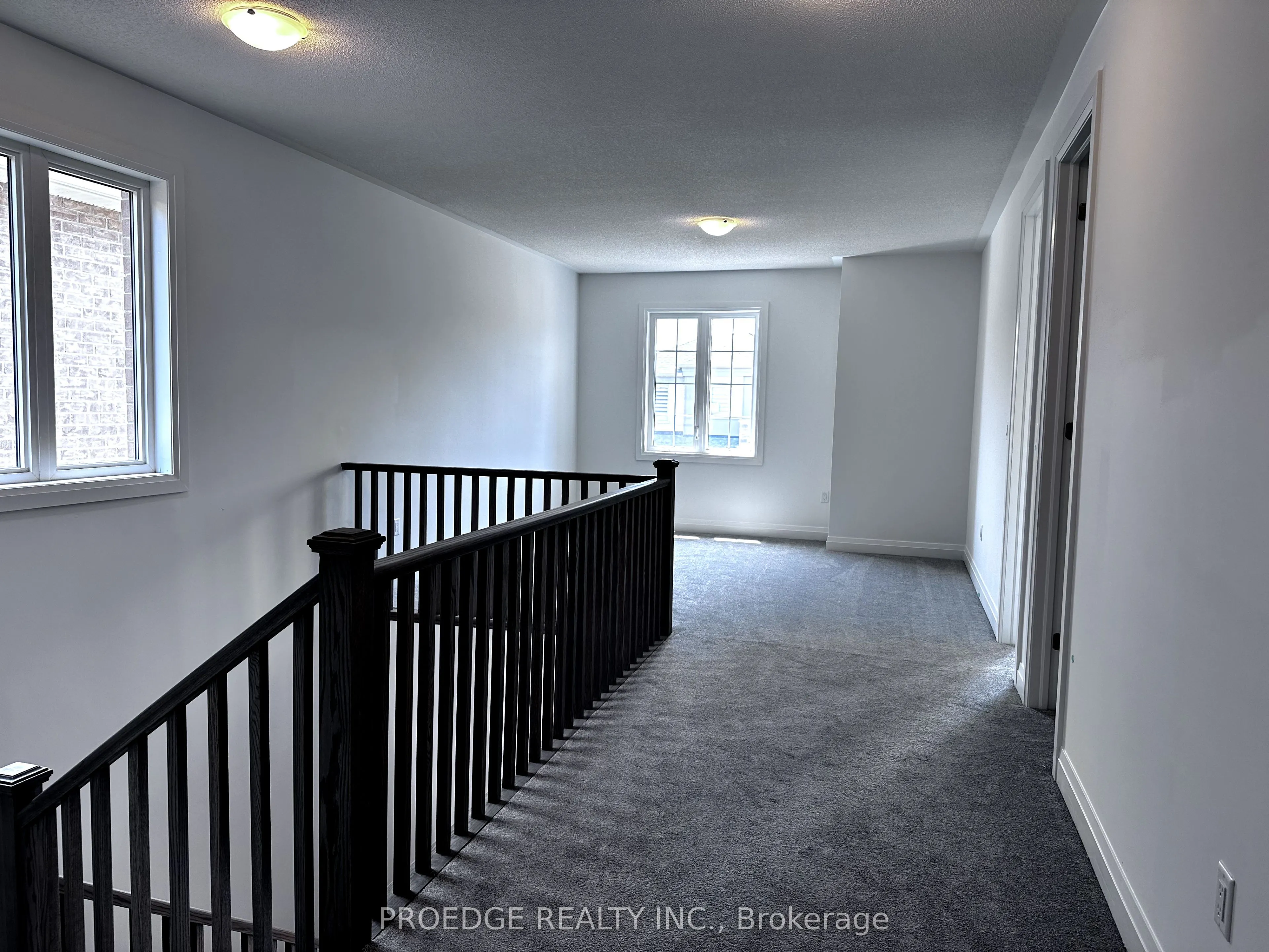 1416 Mockingbird Square