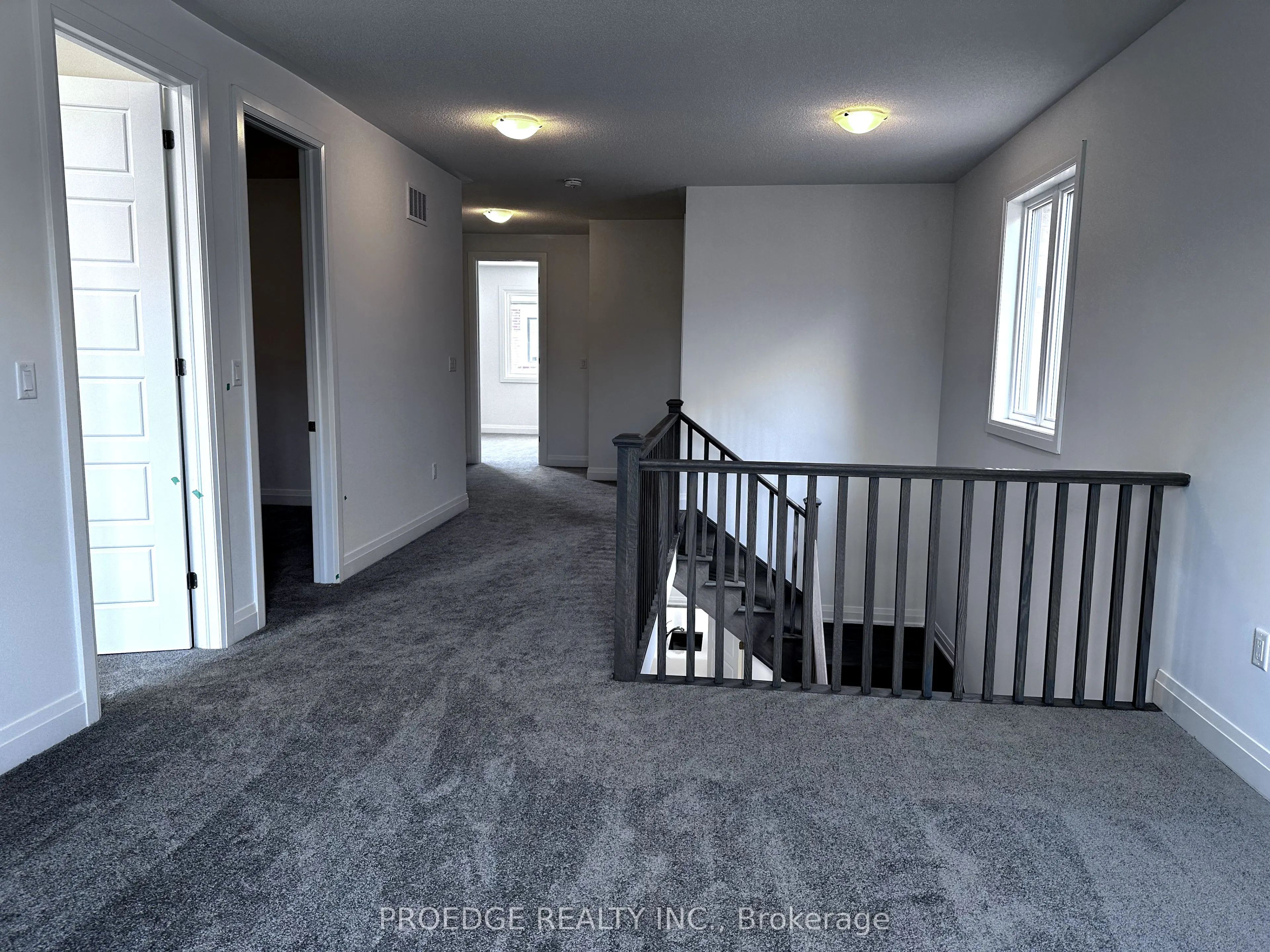 1416 Mockingbird Square