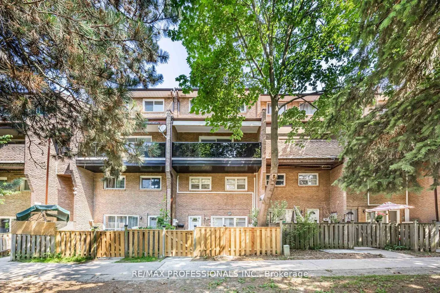 50 Scarborough GolfClub Road N, #135