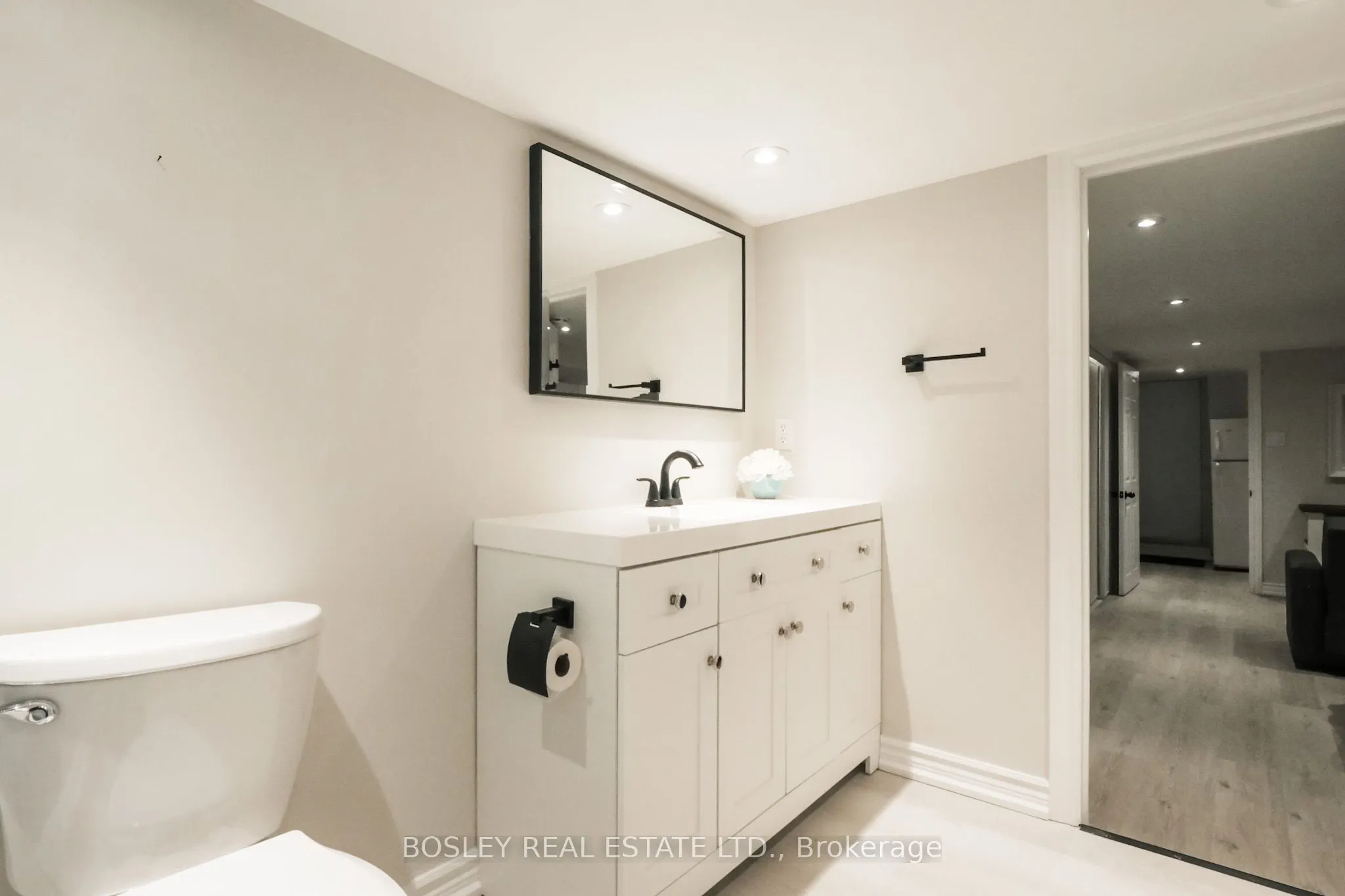 169 Langley Avenue, #Lower