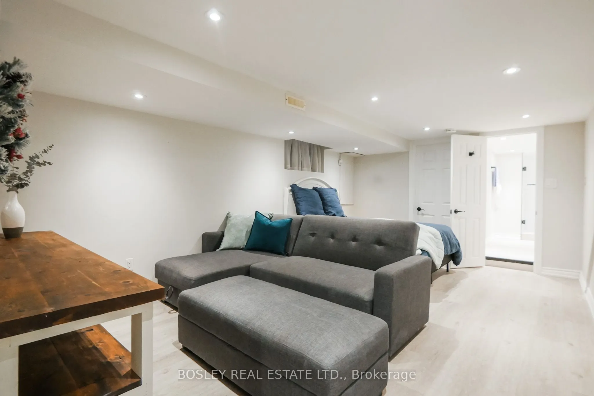 169 Langley Avenue, #Lower