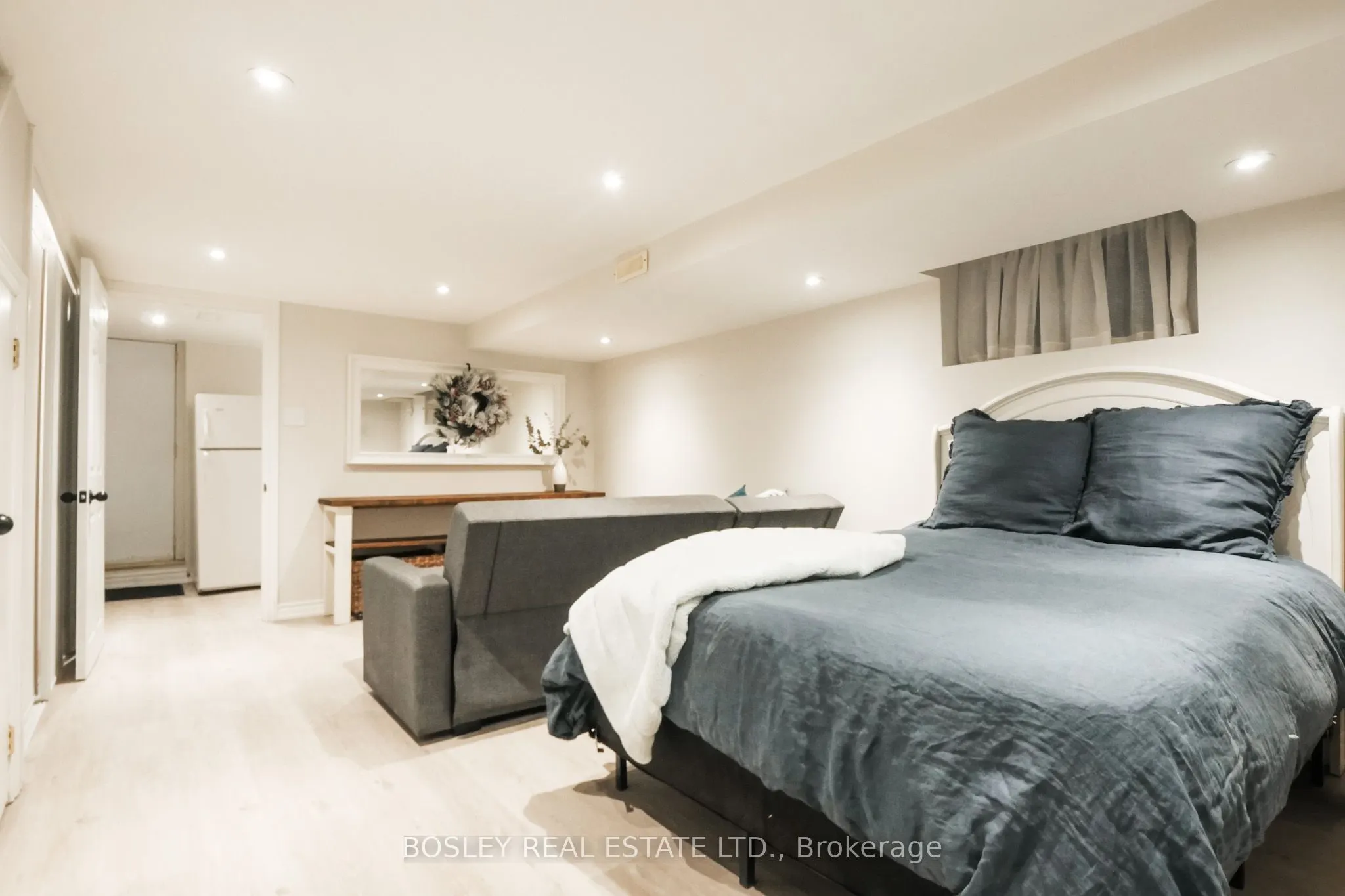 169 Langley Avenue, #Lower