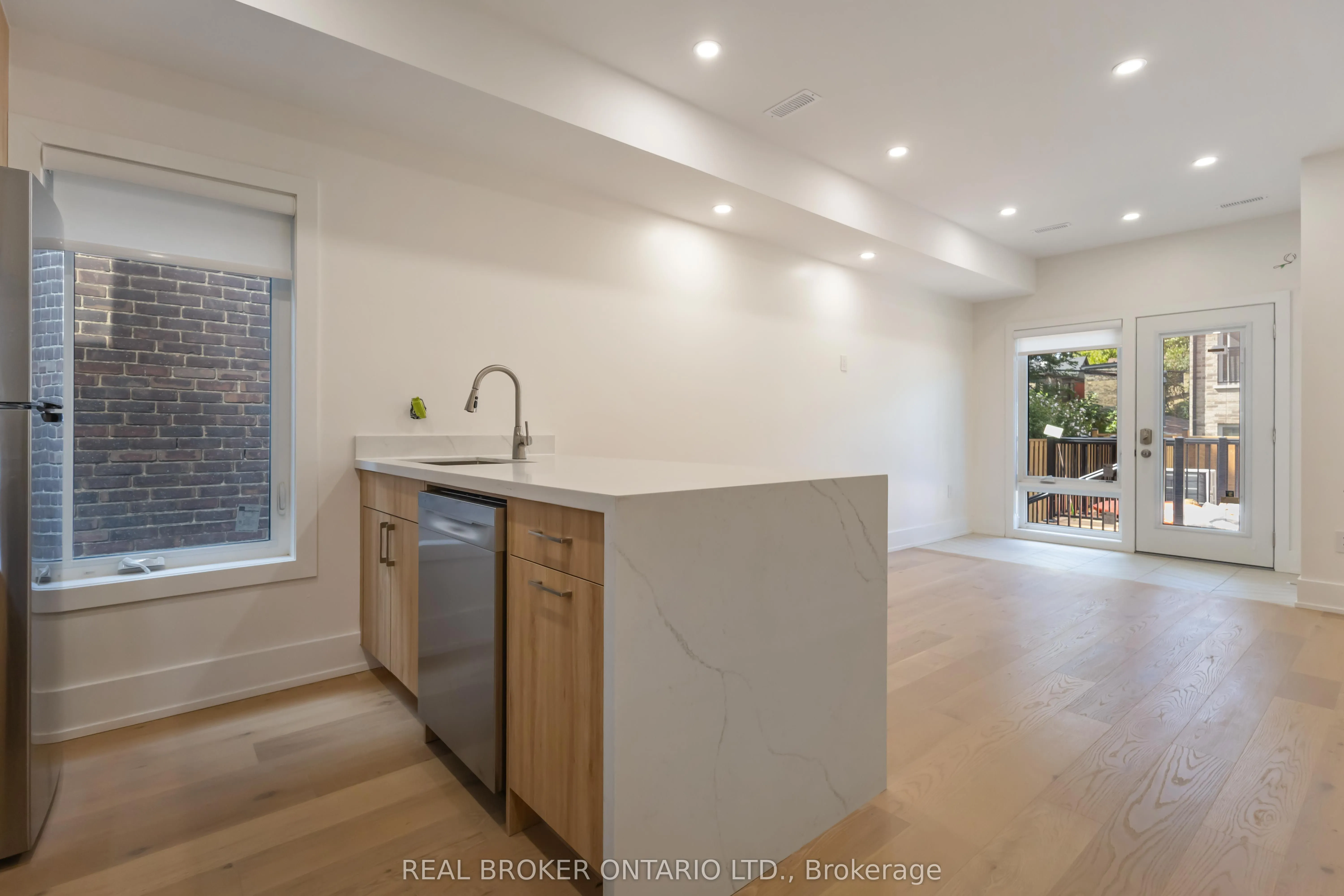 72 Jones Avenue, #Unit G