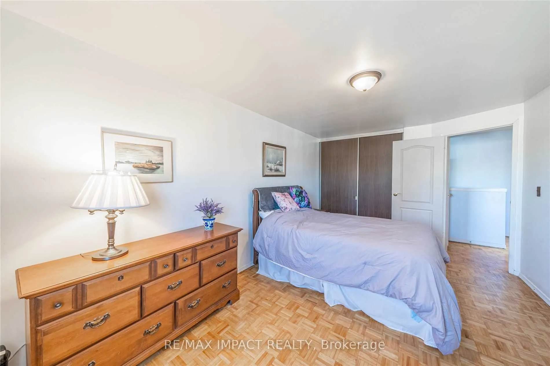 33 Taunton Road E, #28