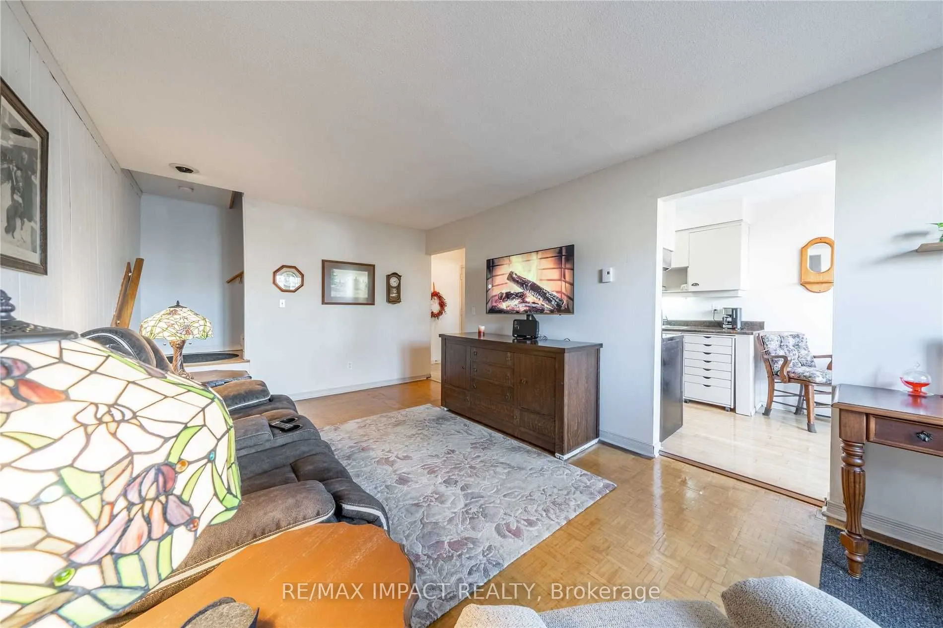 33 Taunton Road E, #28