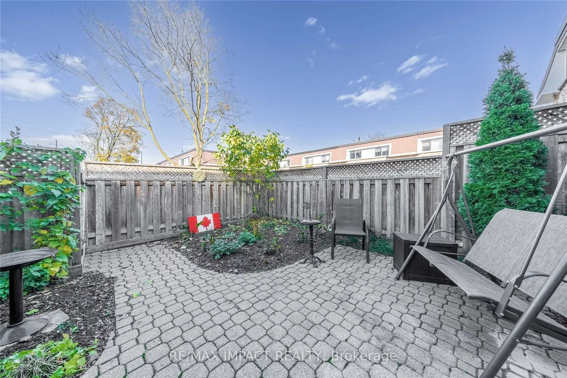 33 Taunton Road E, #28