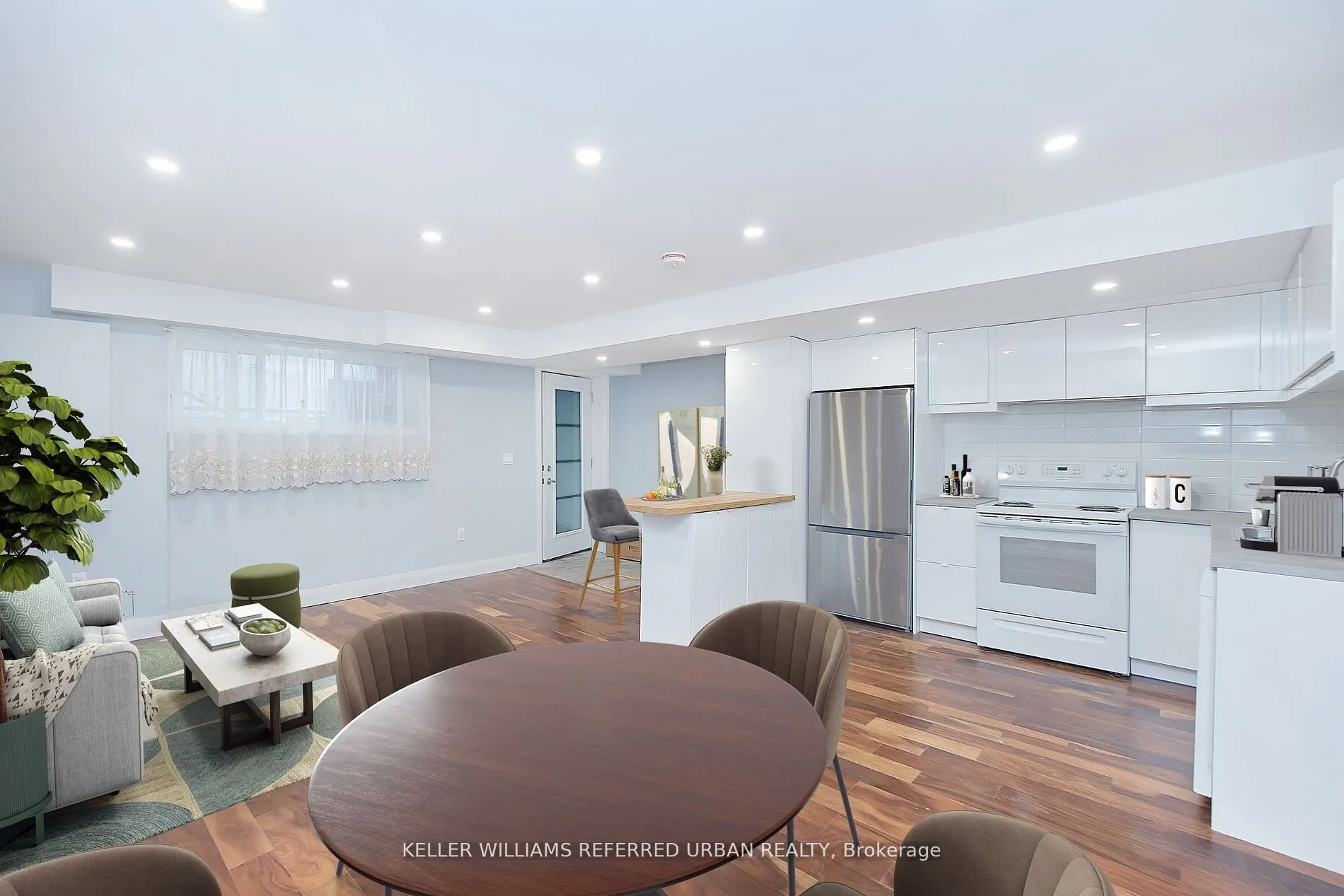 253 Cedarvale Avenue, #LOWER