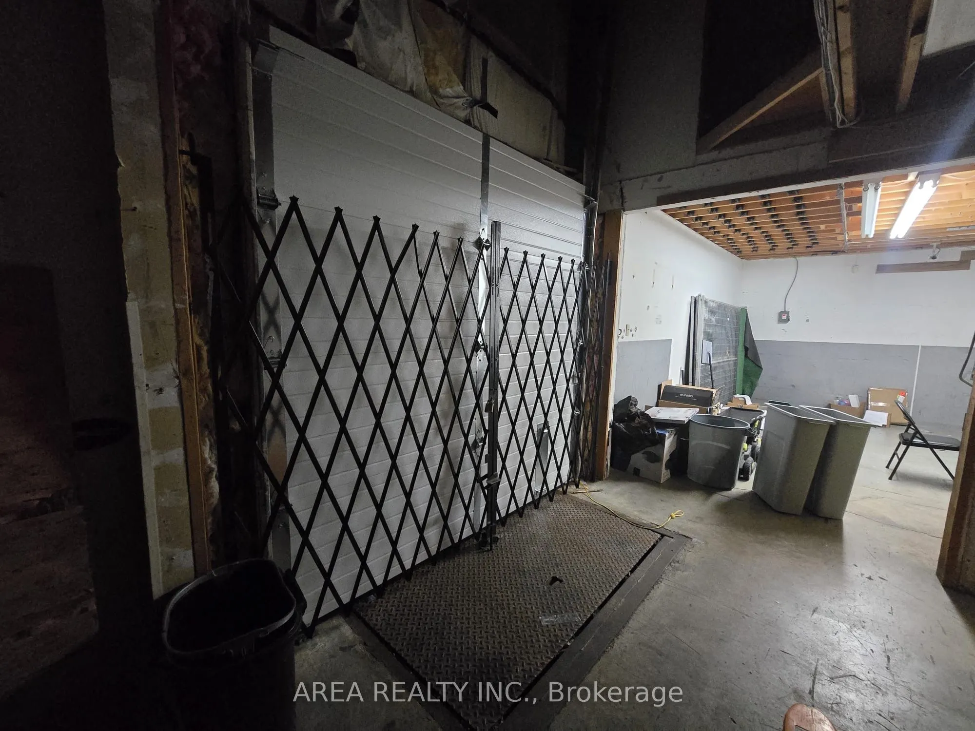 495 Taunton Road E