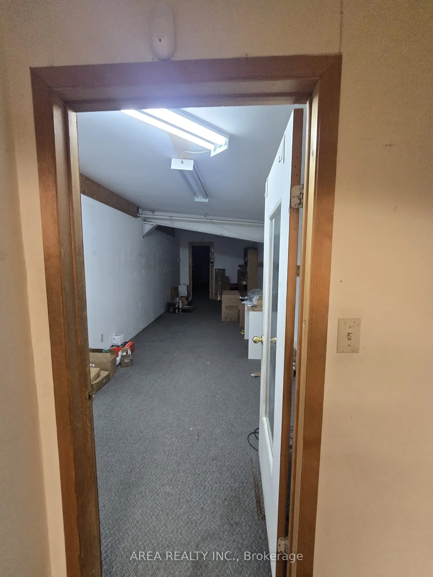 495 Taunton Road E