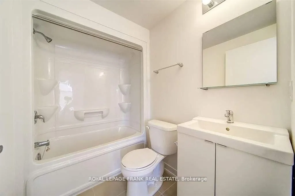 1720 Simcoe Street N, #8