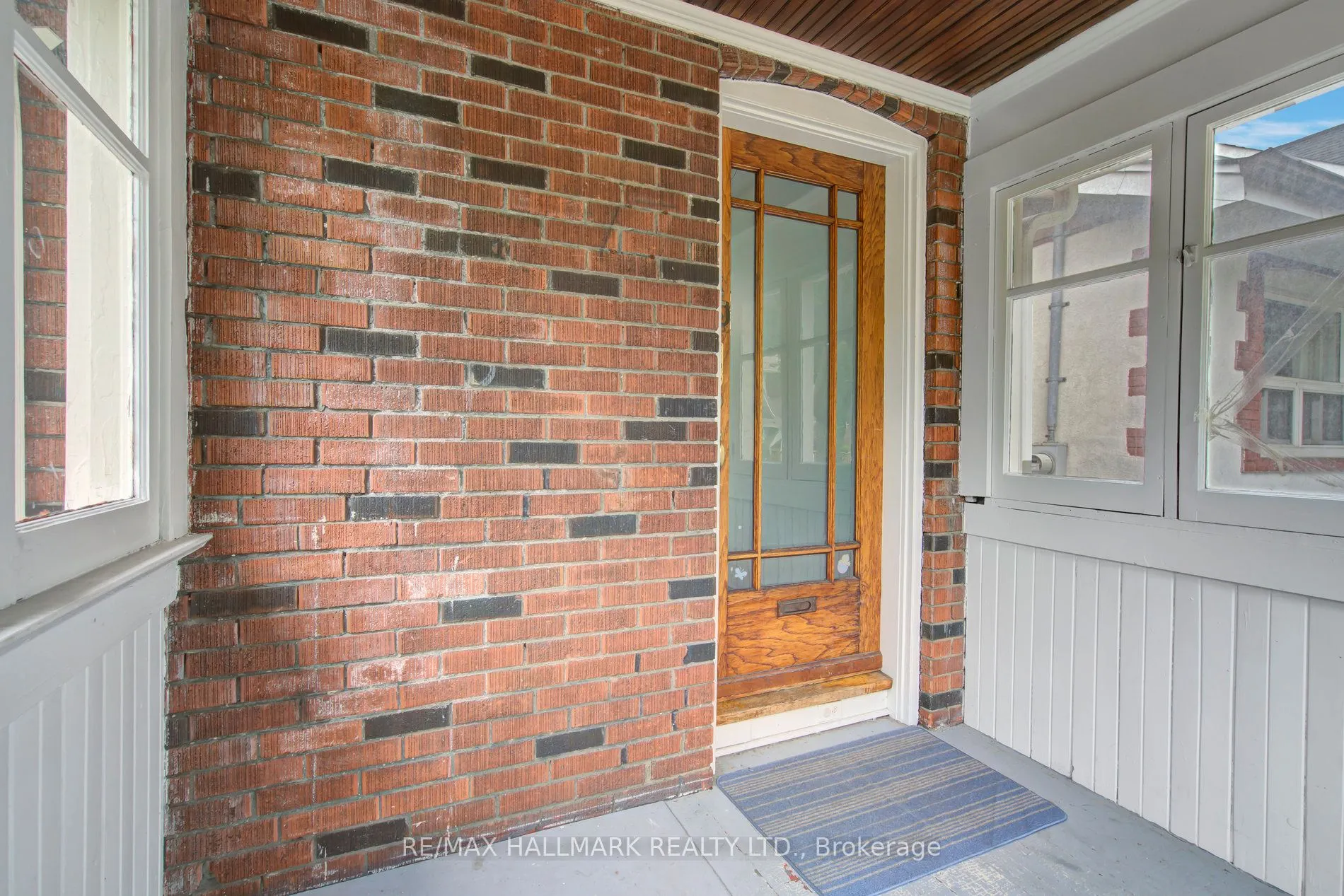 9 Costain Avenue