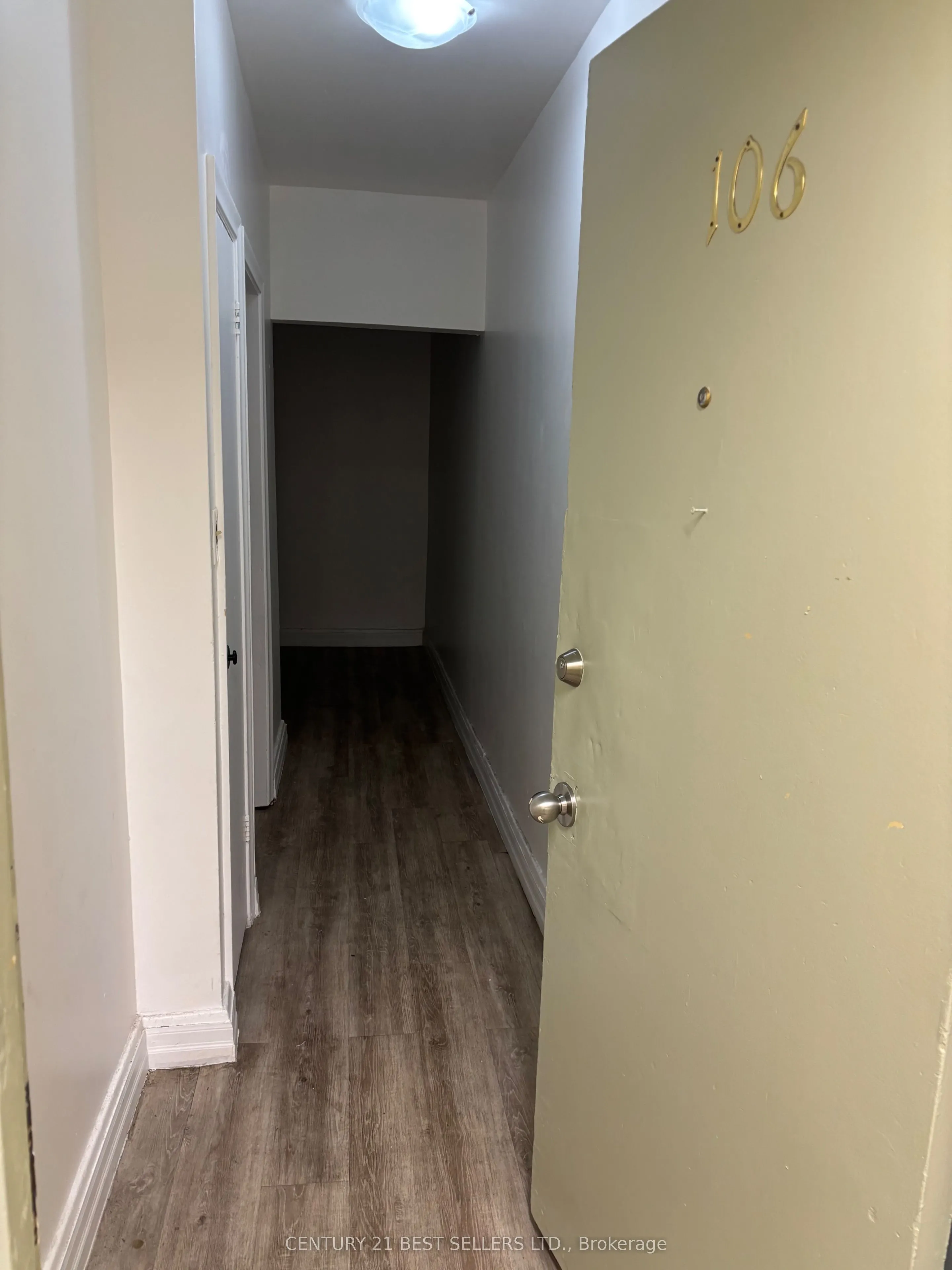 990 O'connor Drive, #106