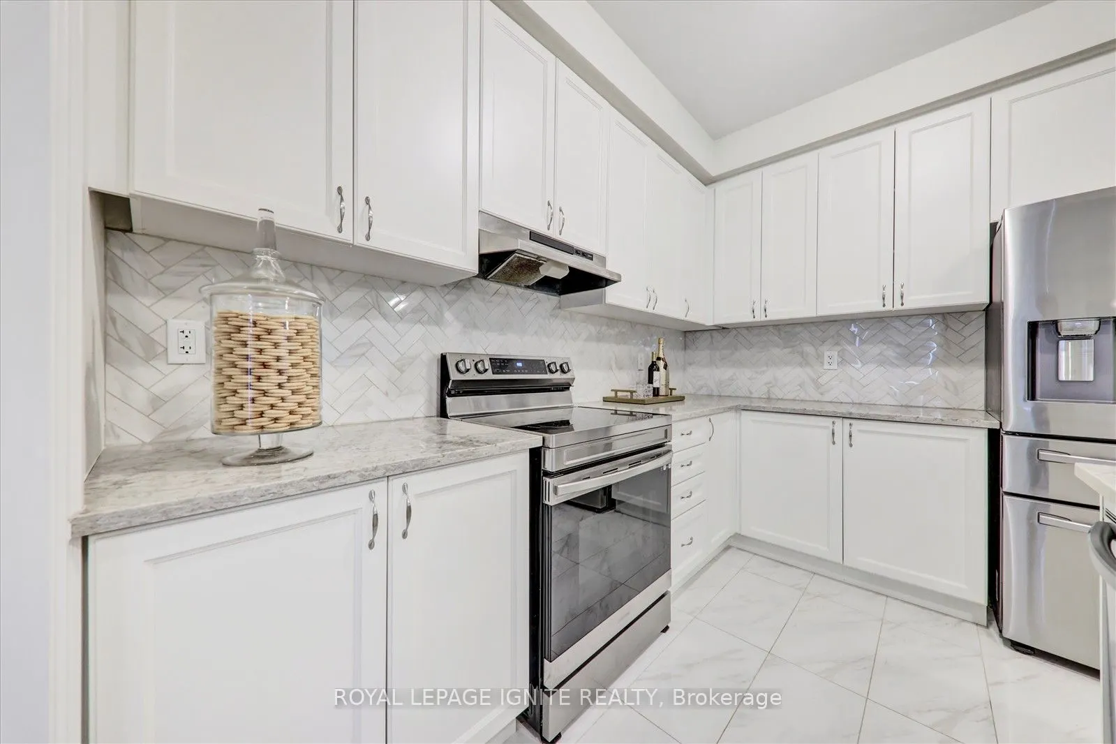 1405 Longspur Trail
