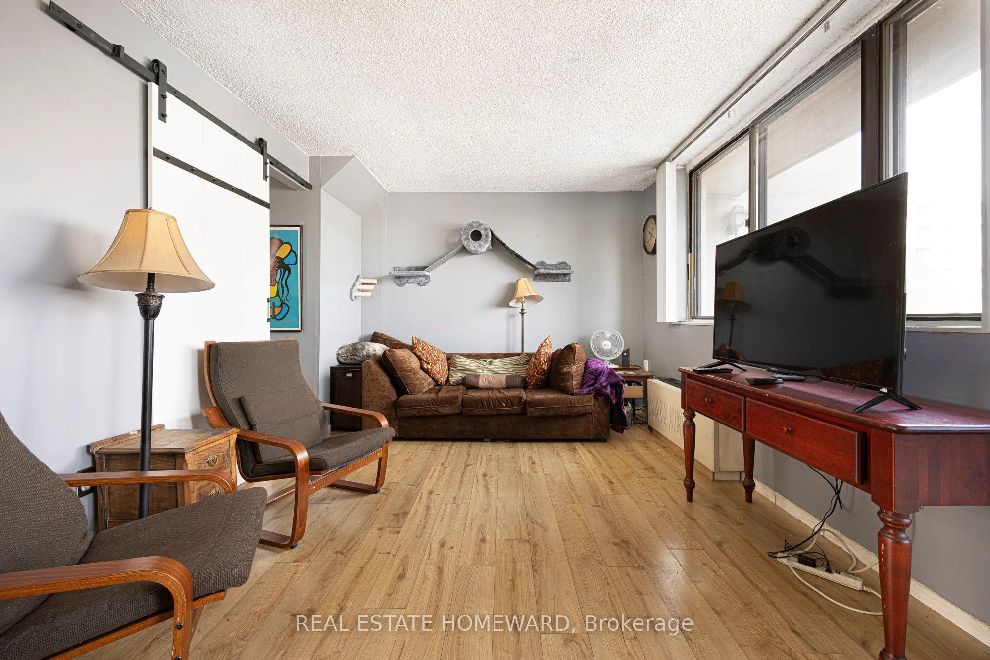 665 Kennedy Road, #511
