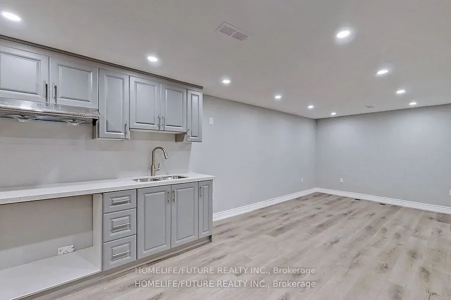28 Skyridge Road