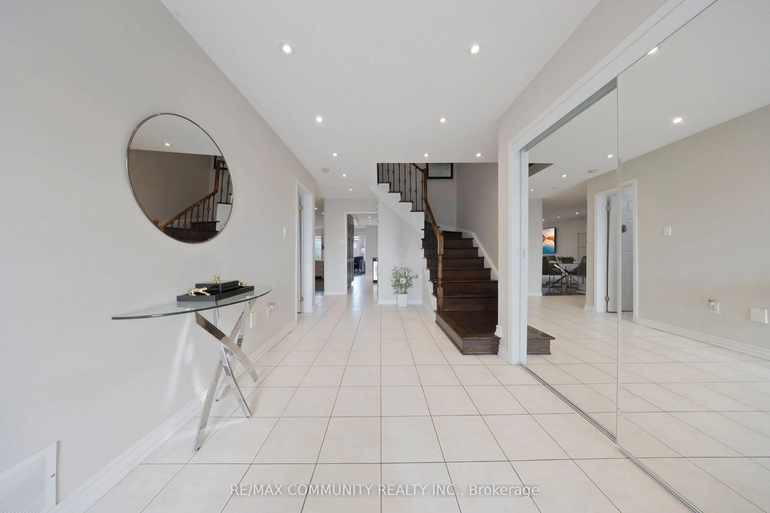 45 Palomino Place