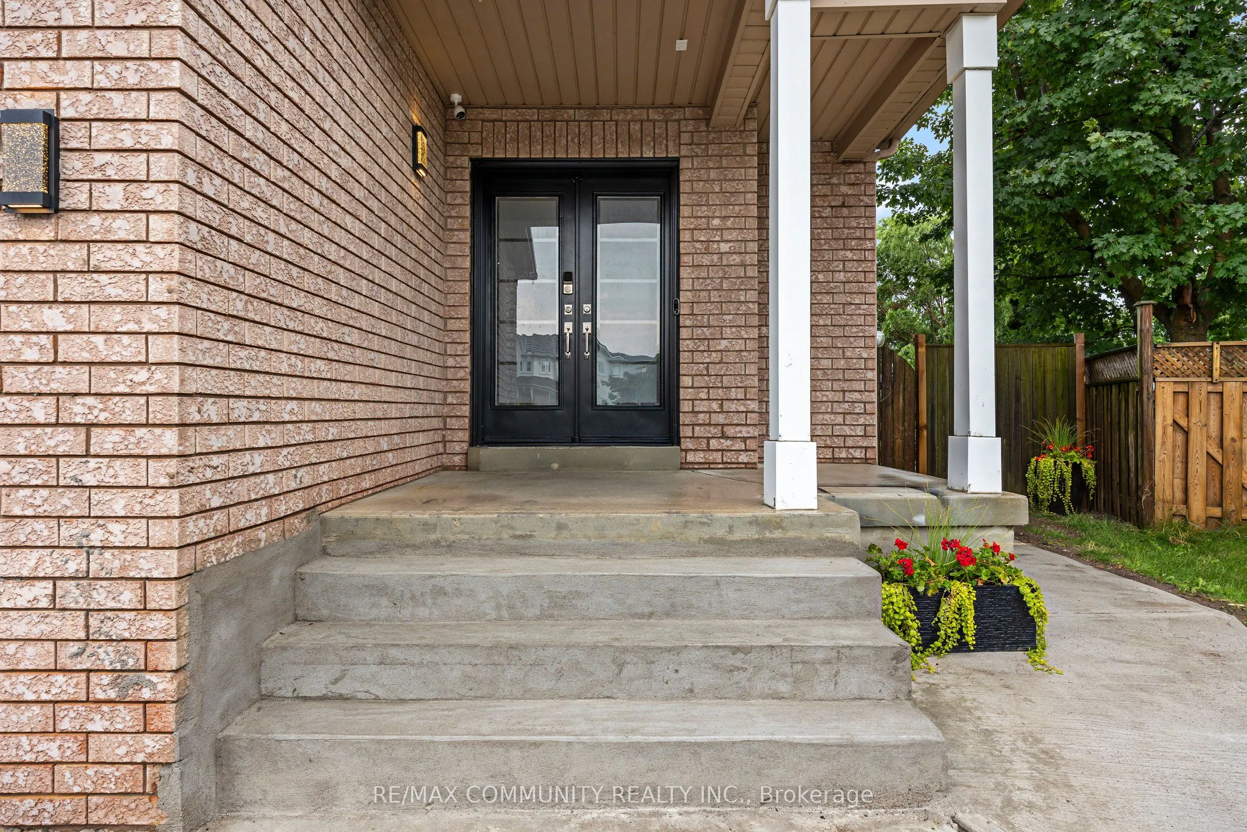 45 Palomino Place