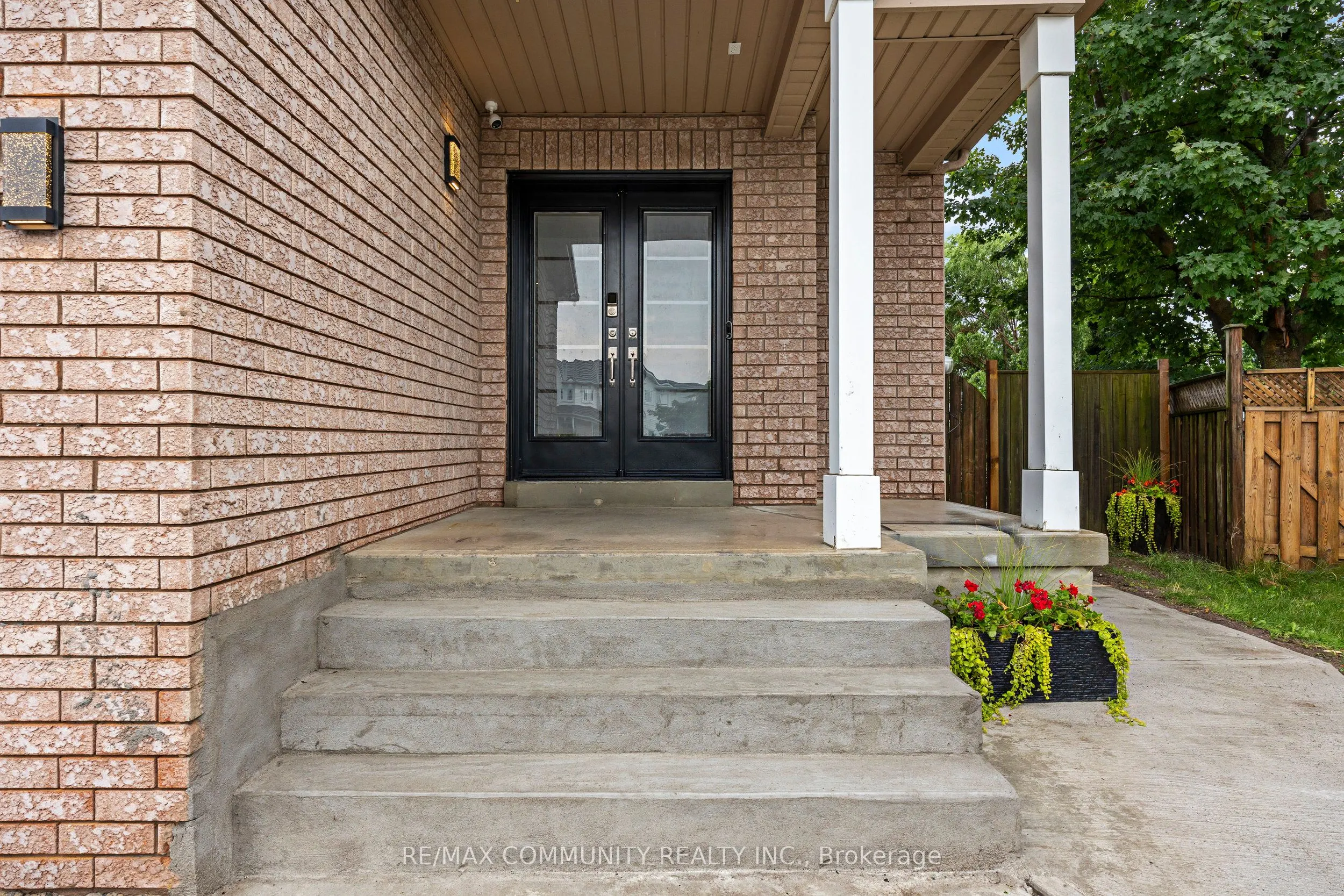 45 Palomino Place