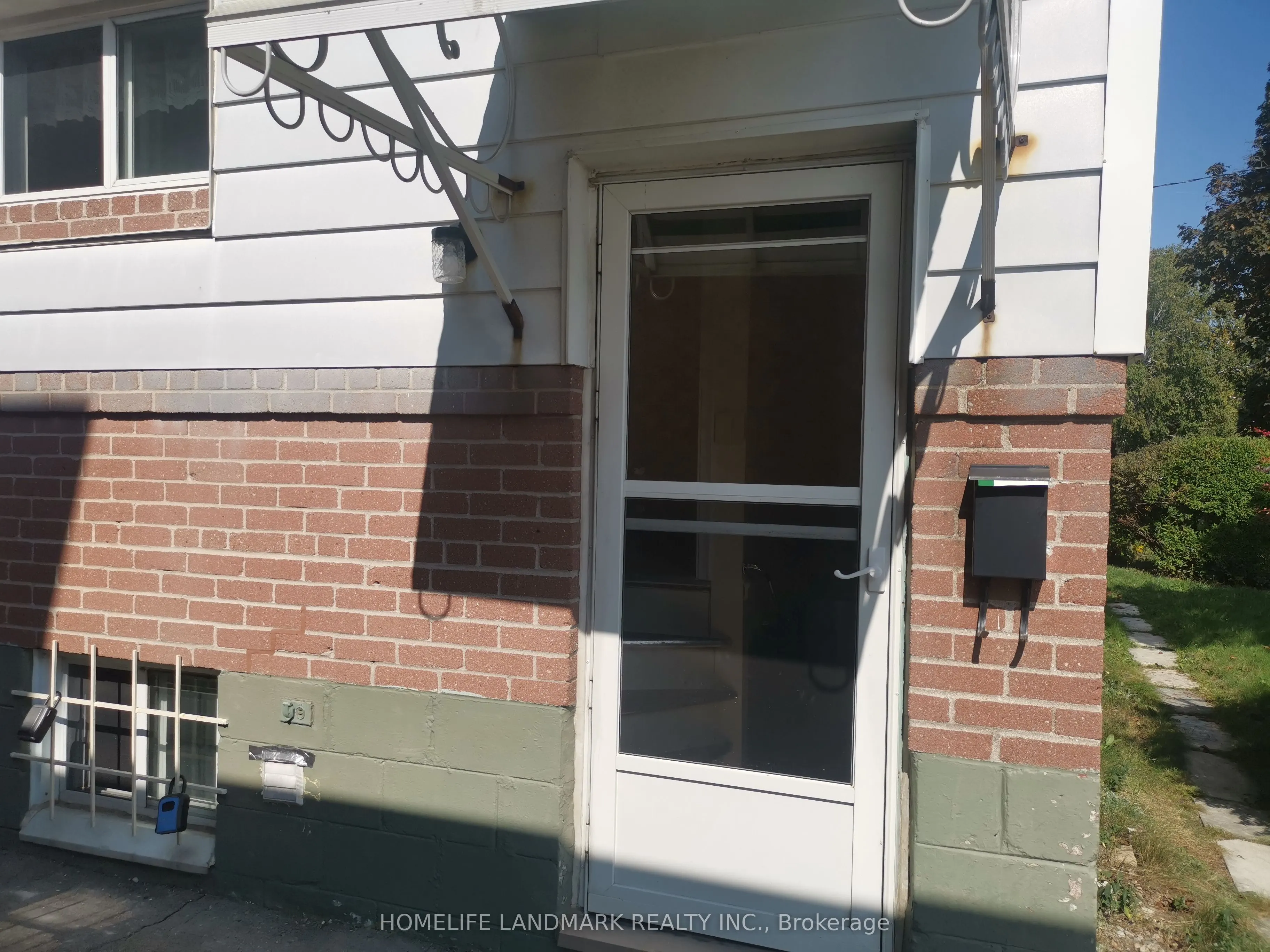 22 Buena Vista Avenue, #Lower unit