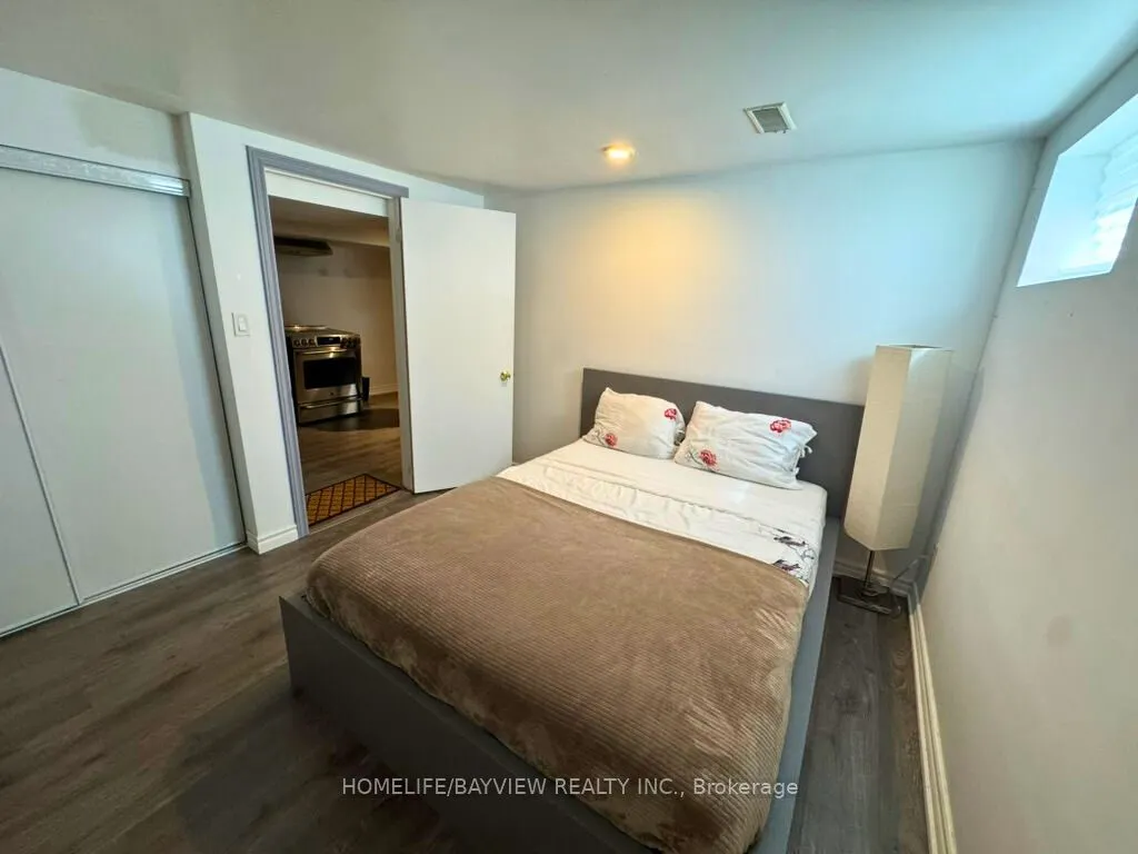 61 Squires Avenue, #Lower