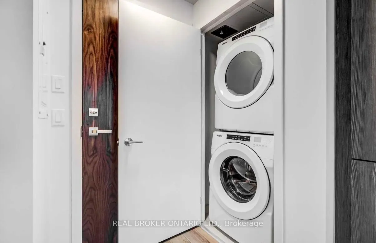 30 Baseball Place, #1007