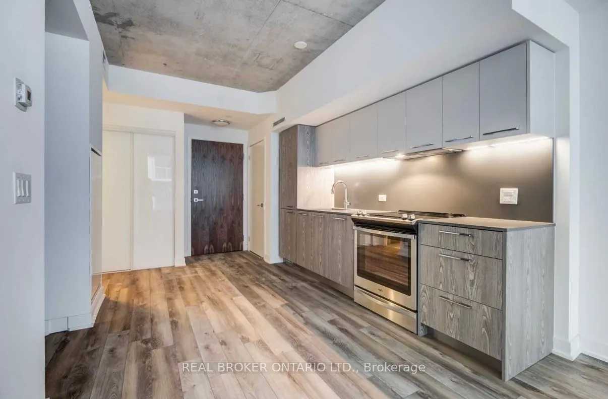 30 Baseball Place, #1007