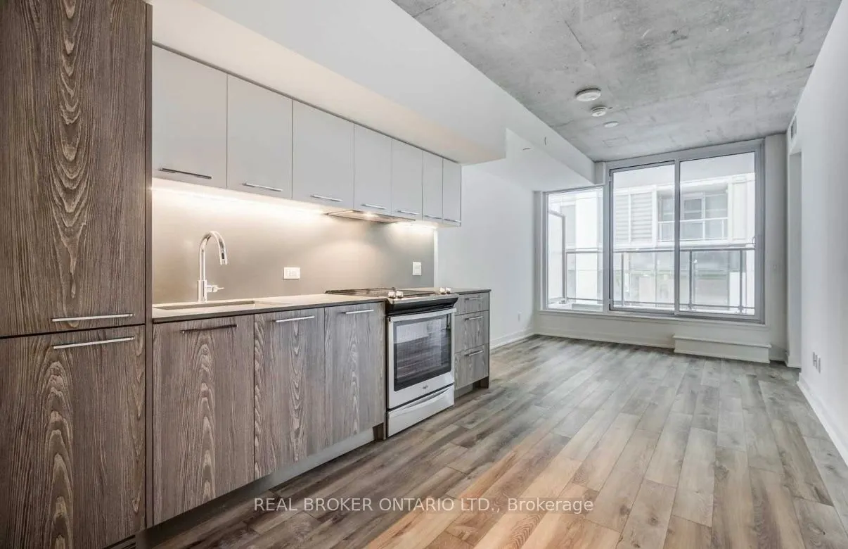30 Baseball Place, #1007