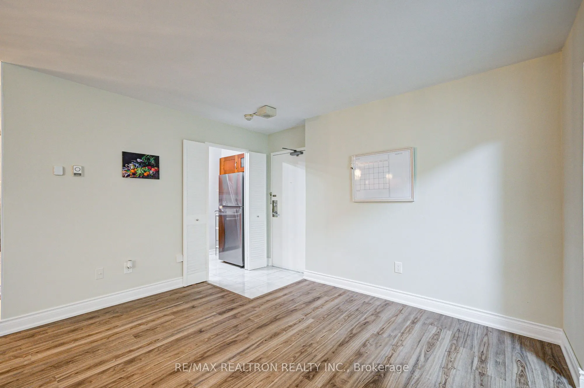 1 Massey Square, #1506