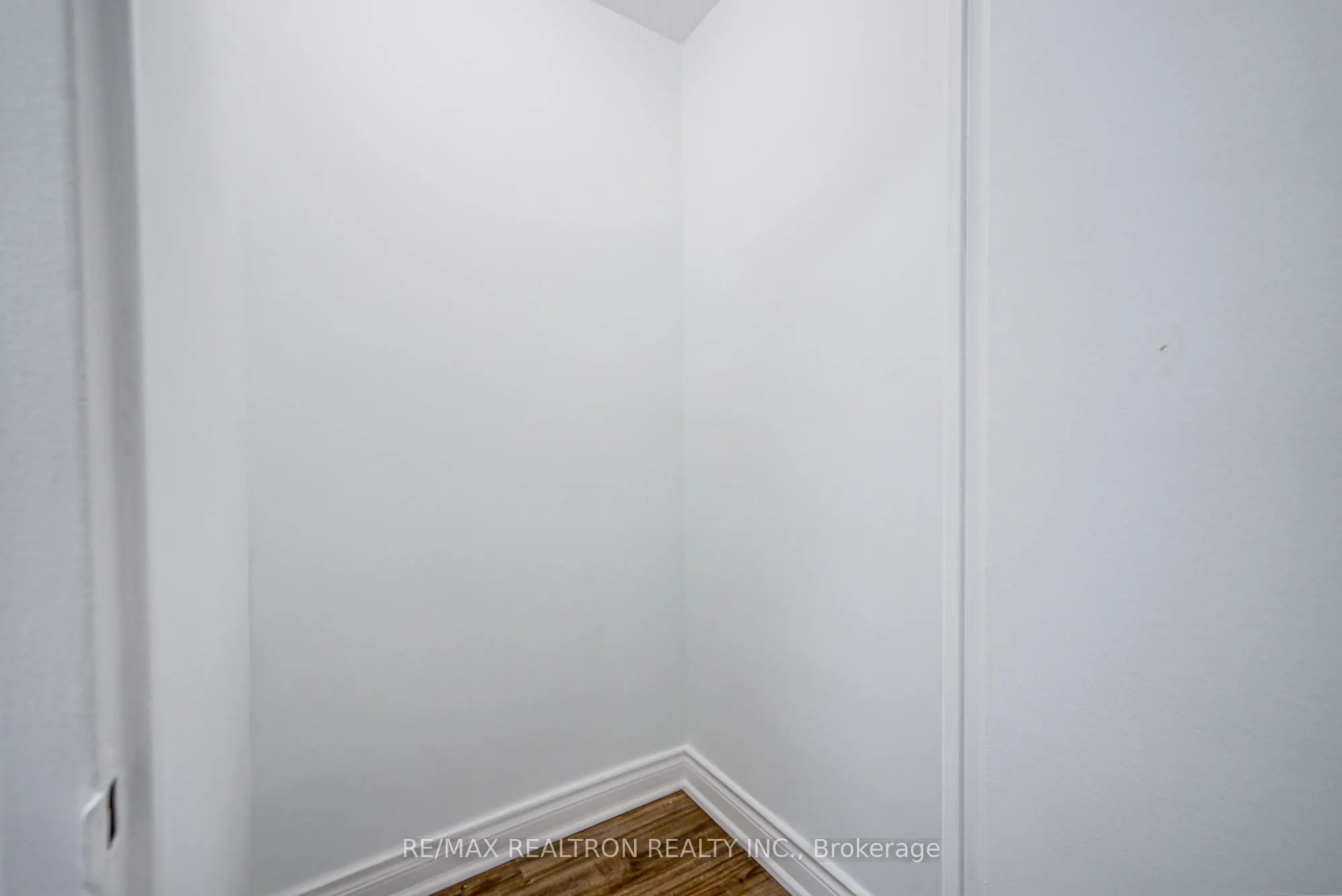 1 Massey Square, #1506
