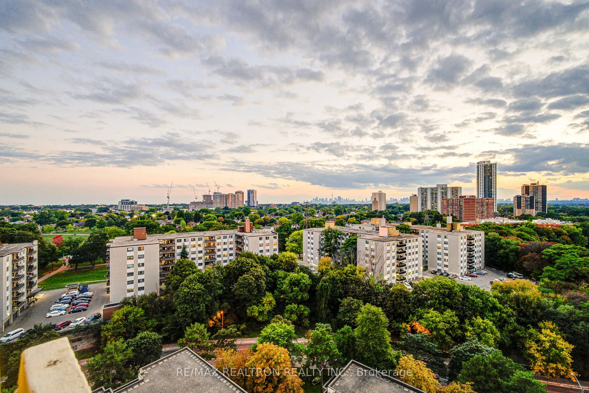 1 Massey Square, #1506