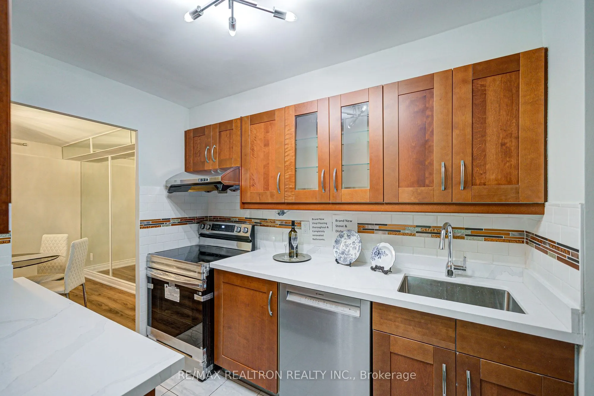 1 Massey Square, #1506