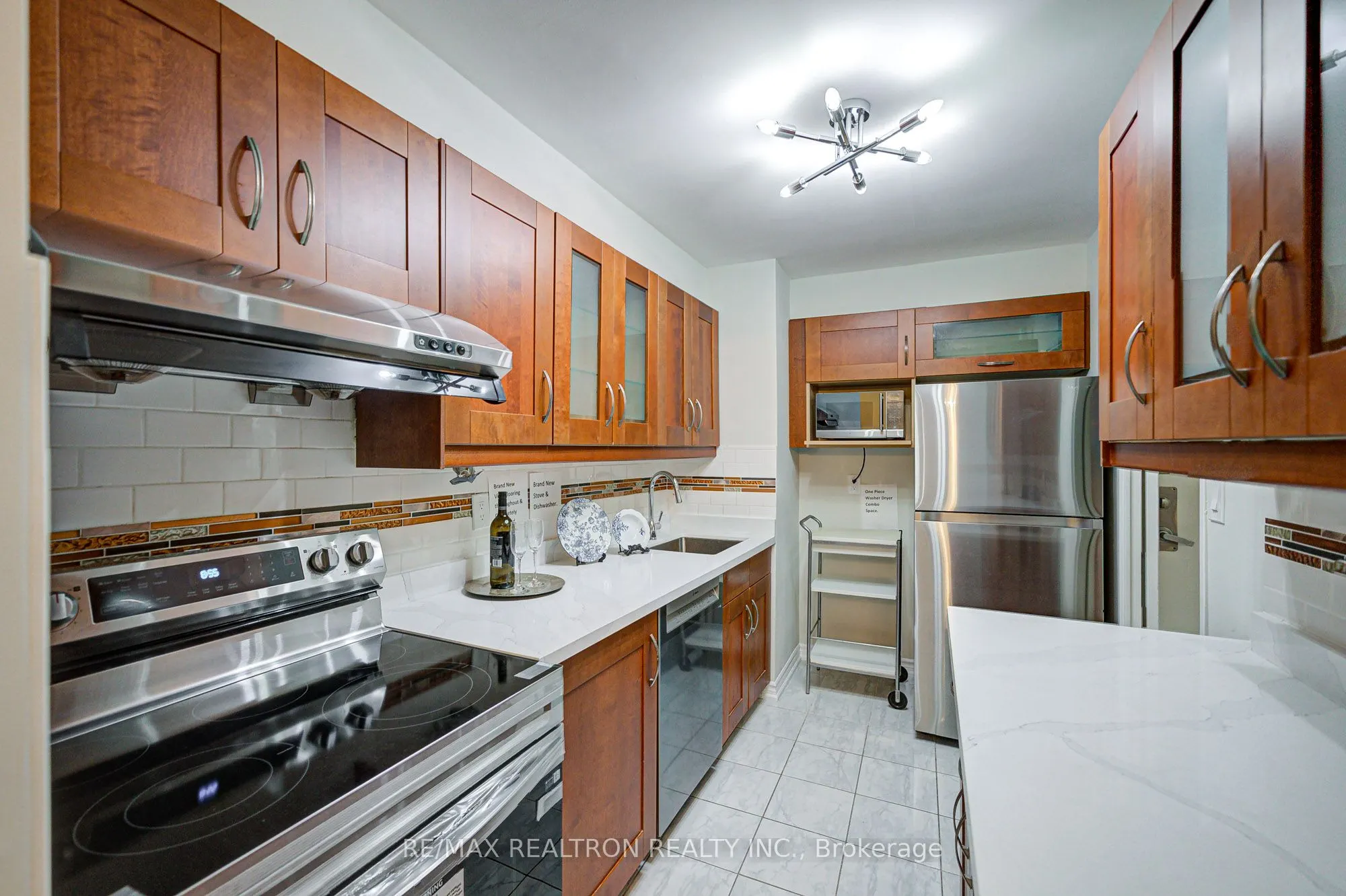 1 Massey Square, #1506