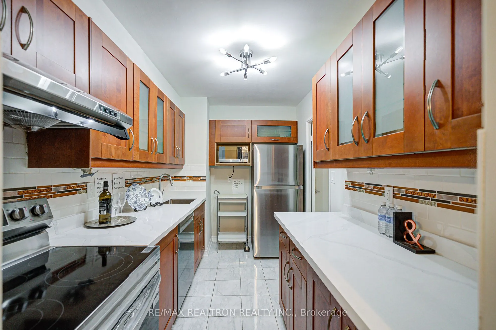 1 Massey Square, #1506