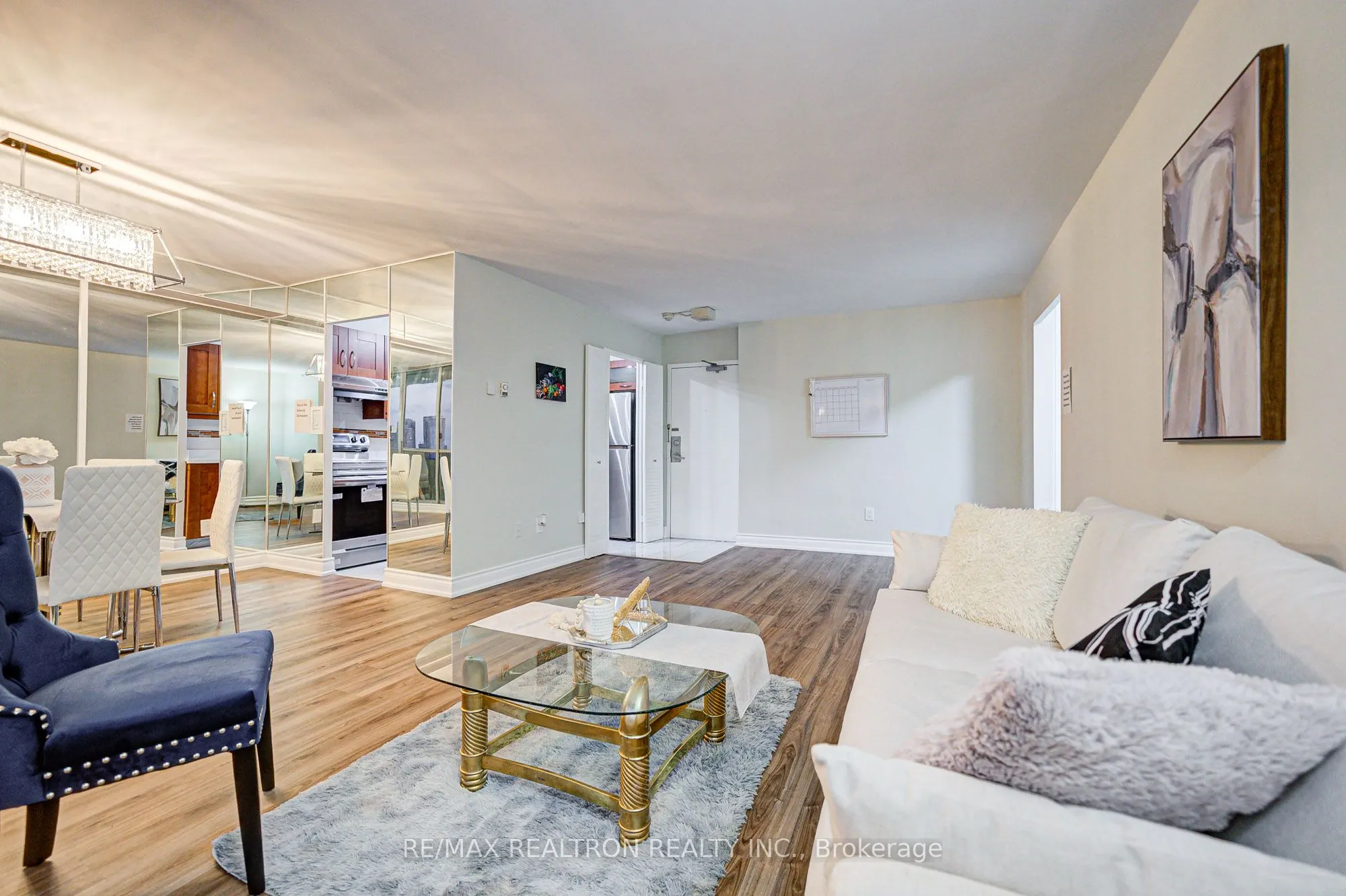 1 Massey Square, #1506