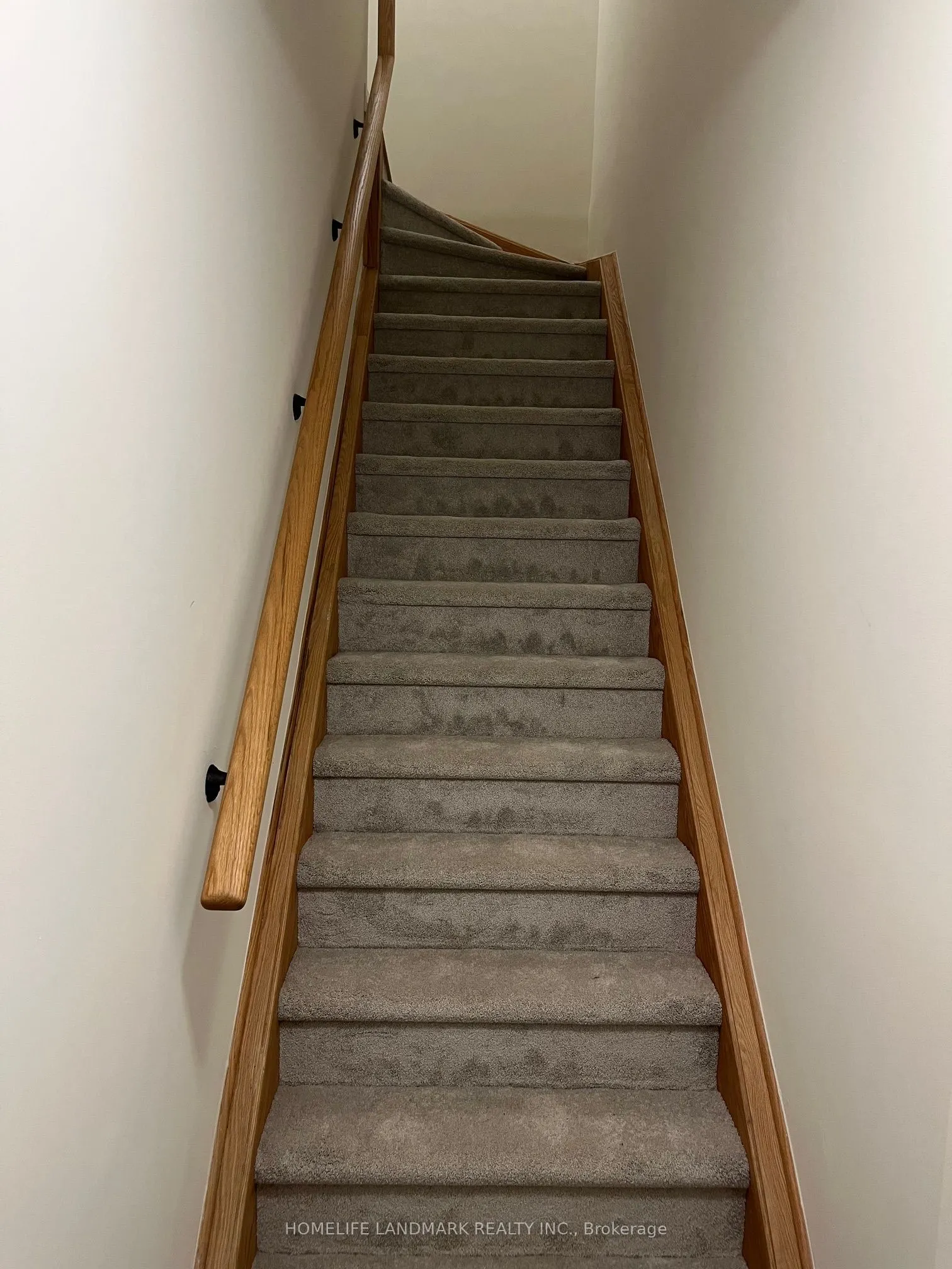 10 Liben Way E, #19