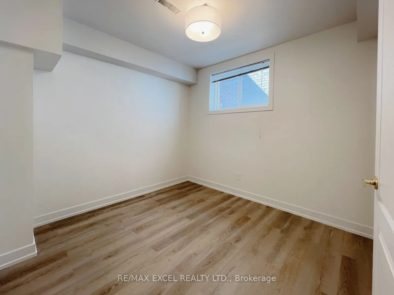 30 Amanda Avenue, #Basement
