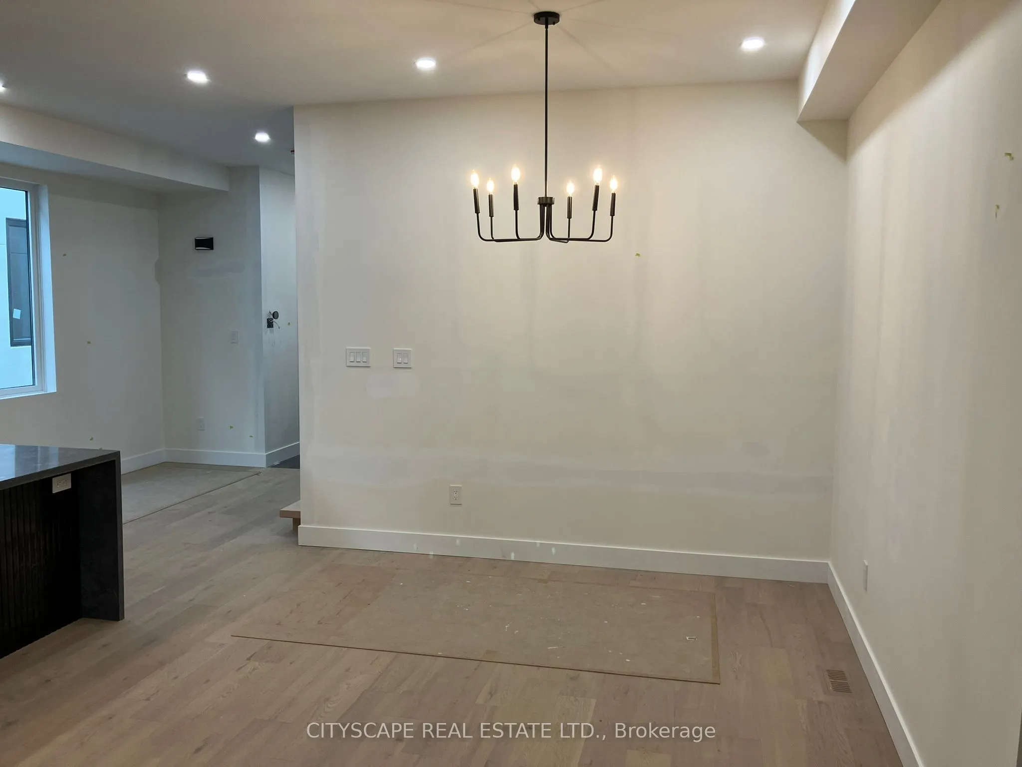 100A Brenda Crescent