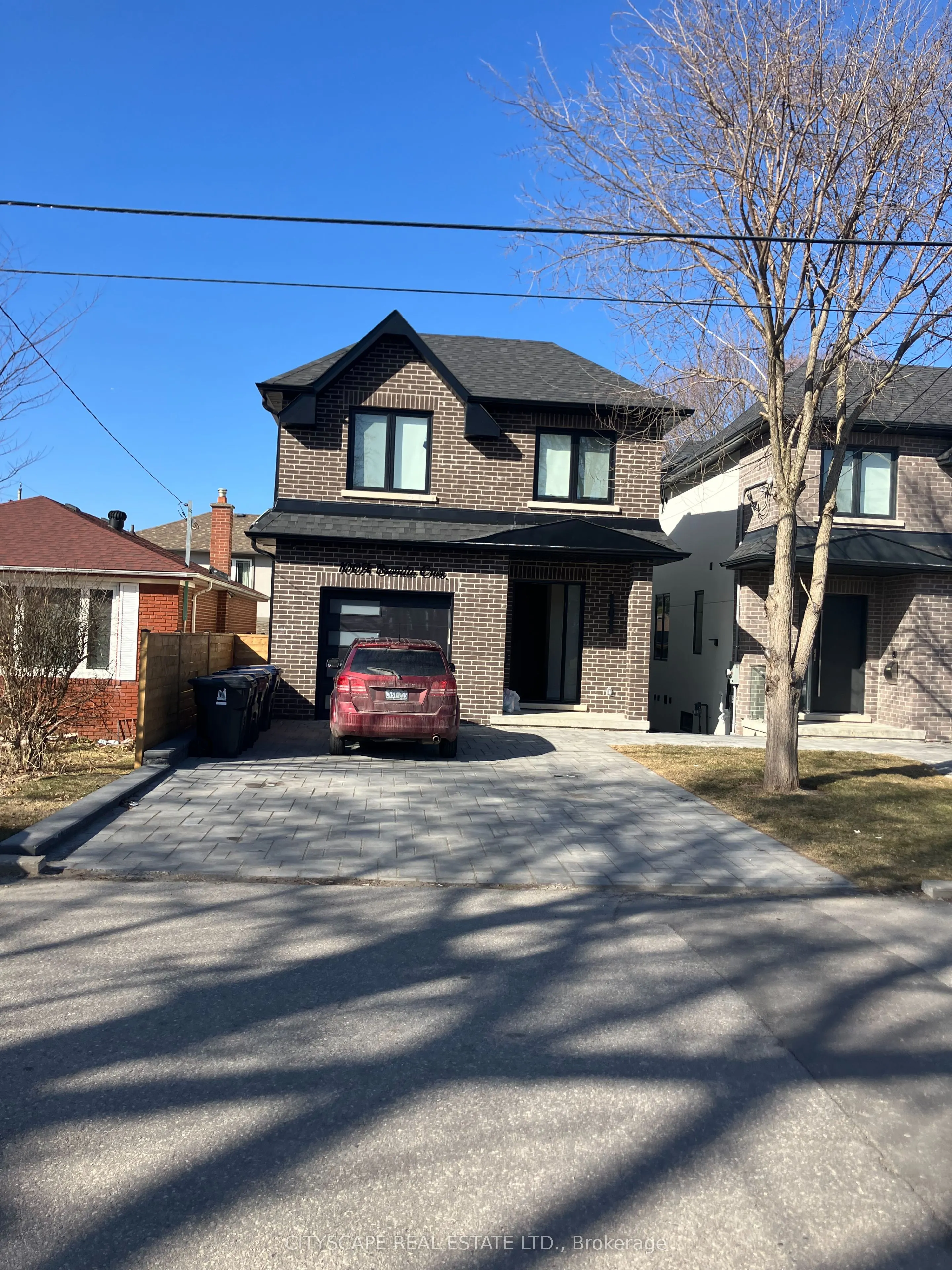 100A Brenda Crescent