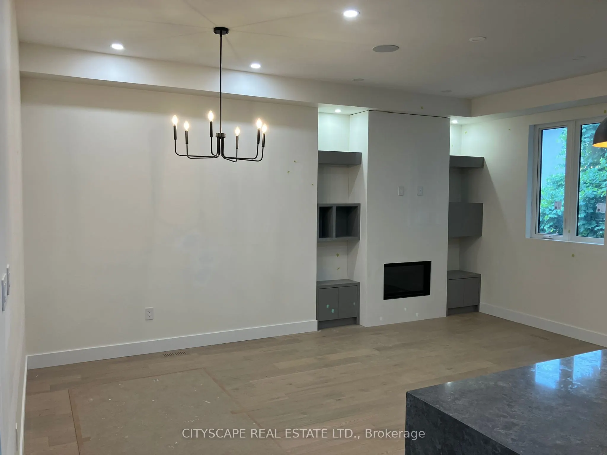 100A Brenda Crescent