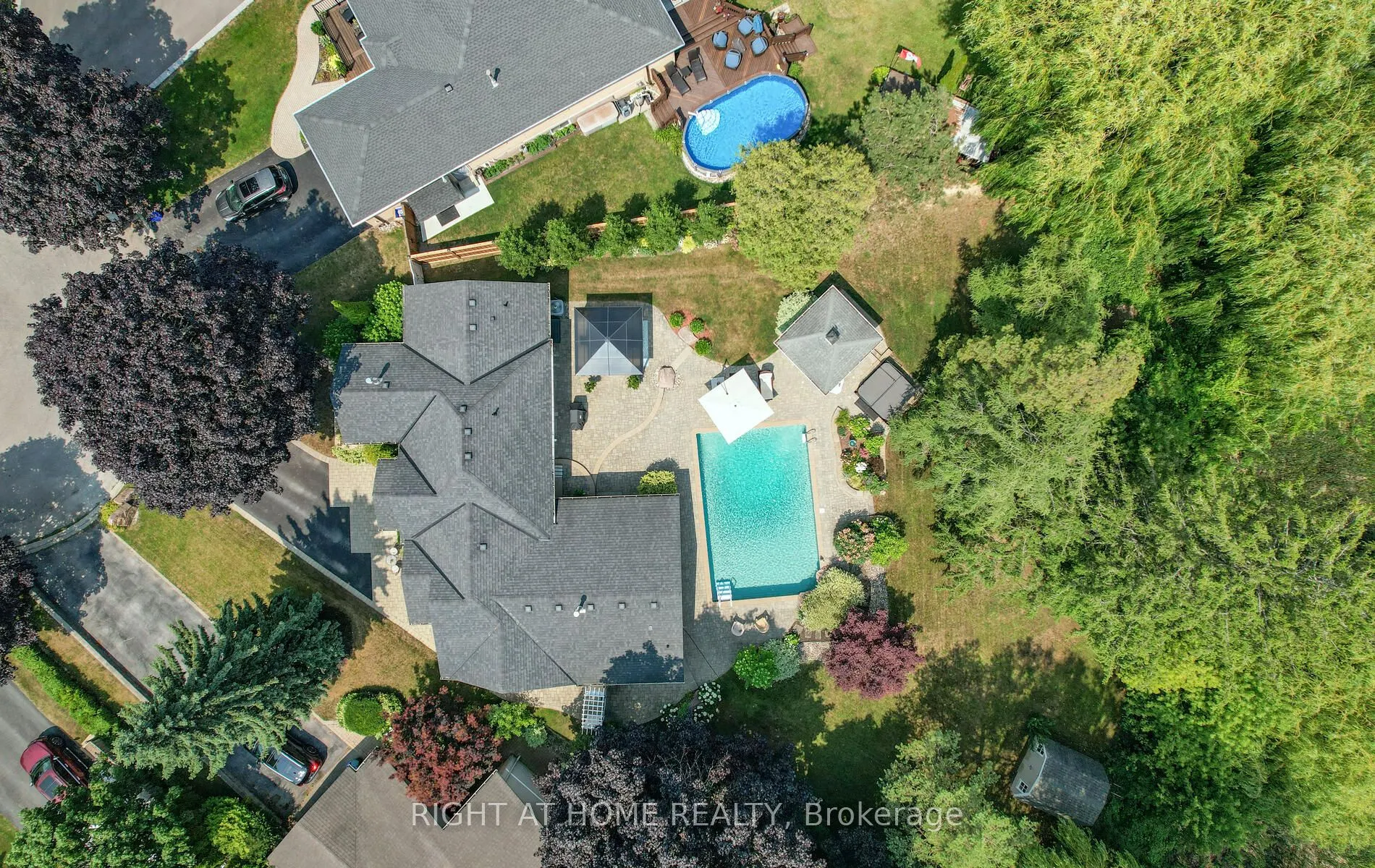 1549 Willowside Court