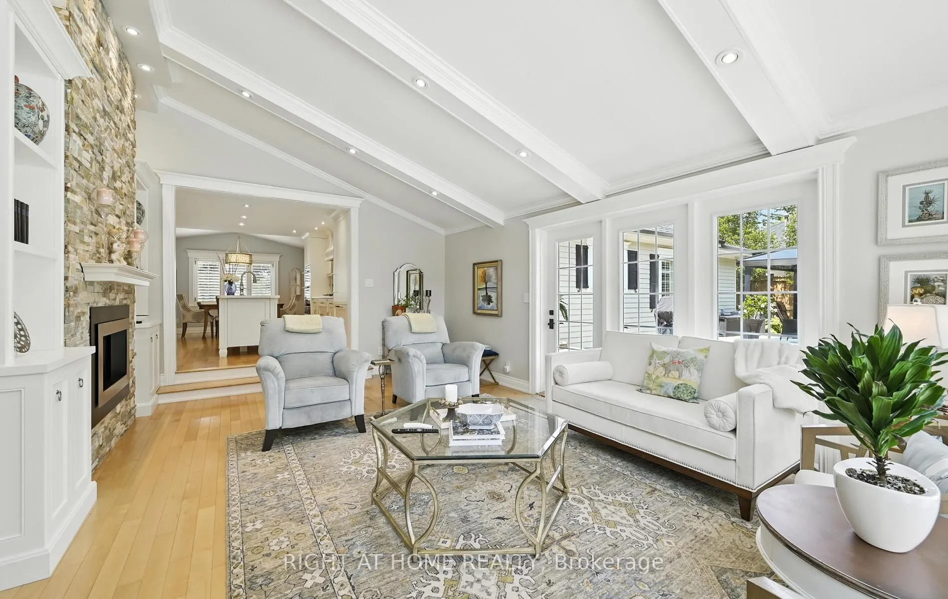 1549 Willowside Court