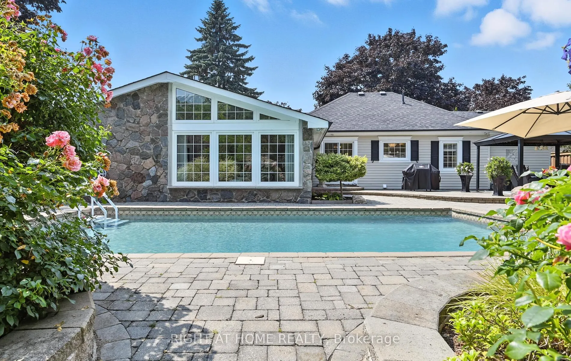 1549 Willowside Court
